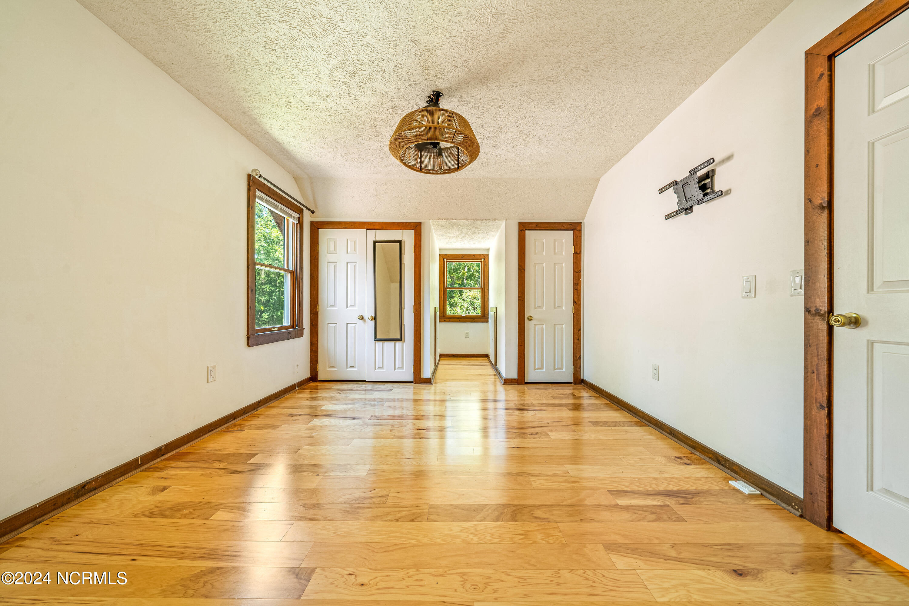 96 Tall Oaks Drive