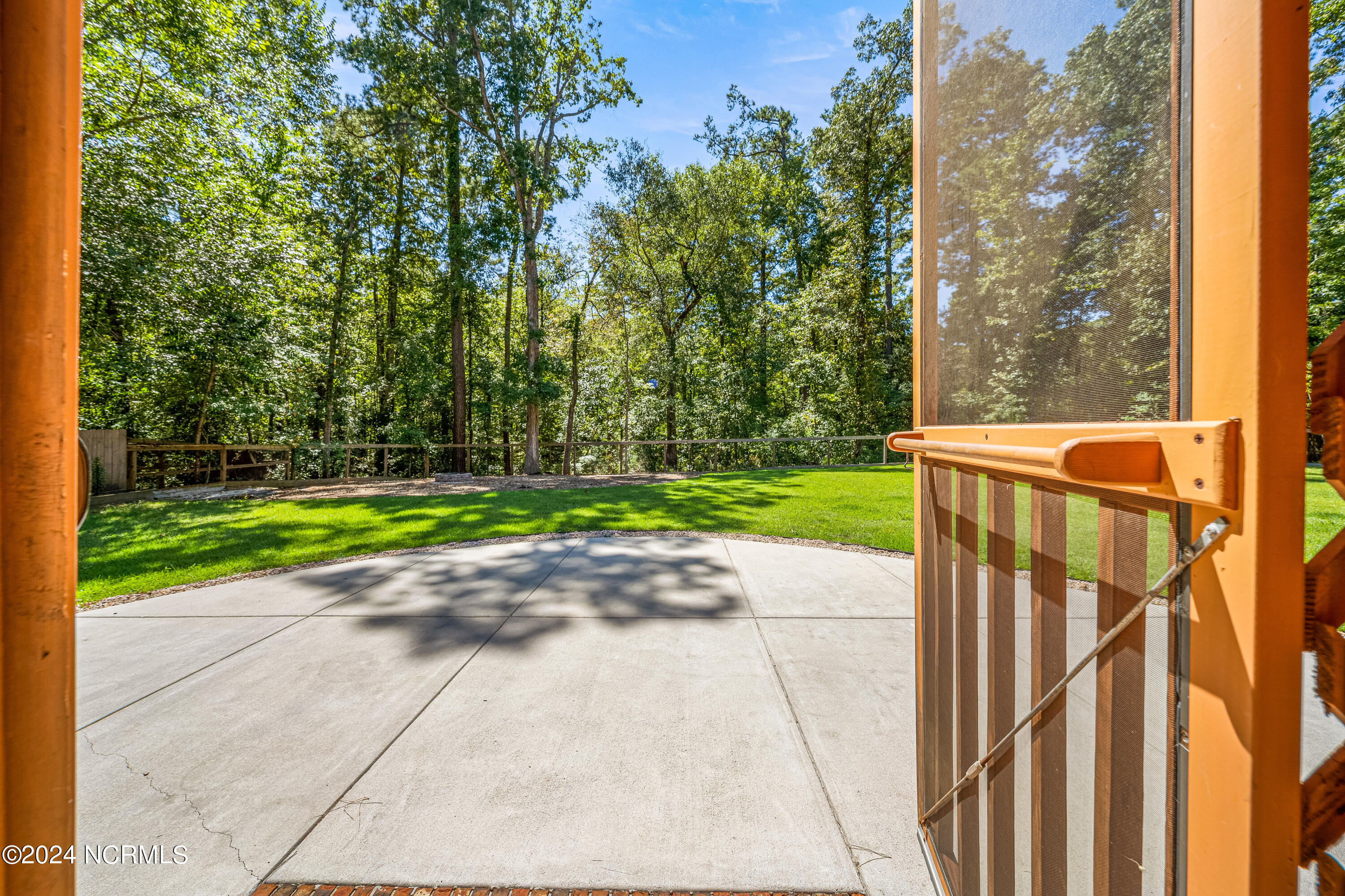 96 Tall Oaks Drive