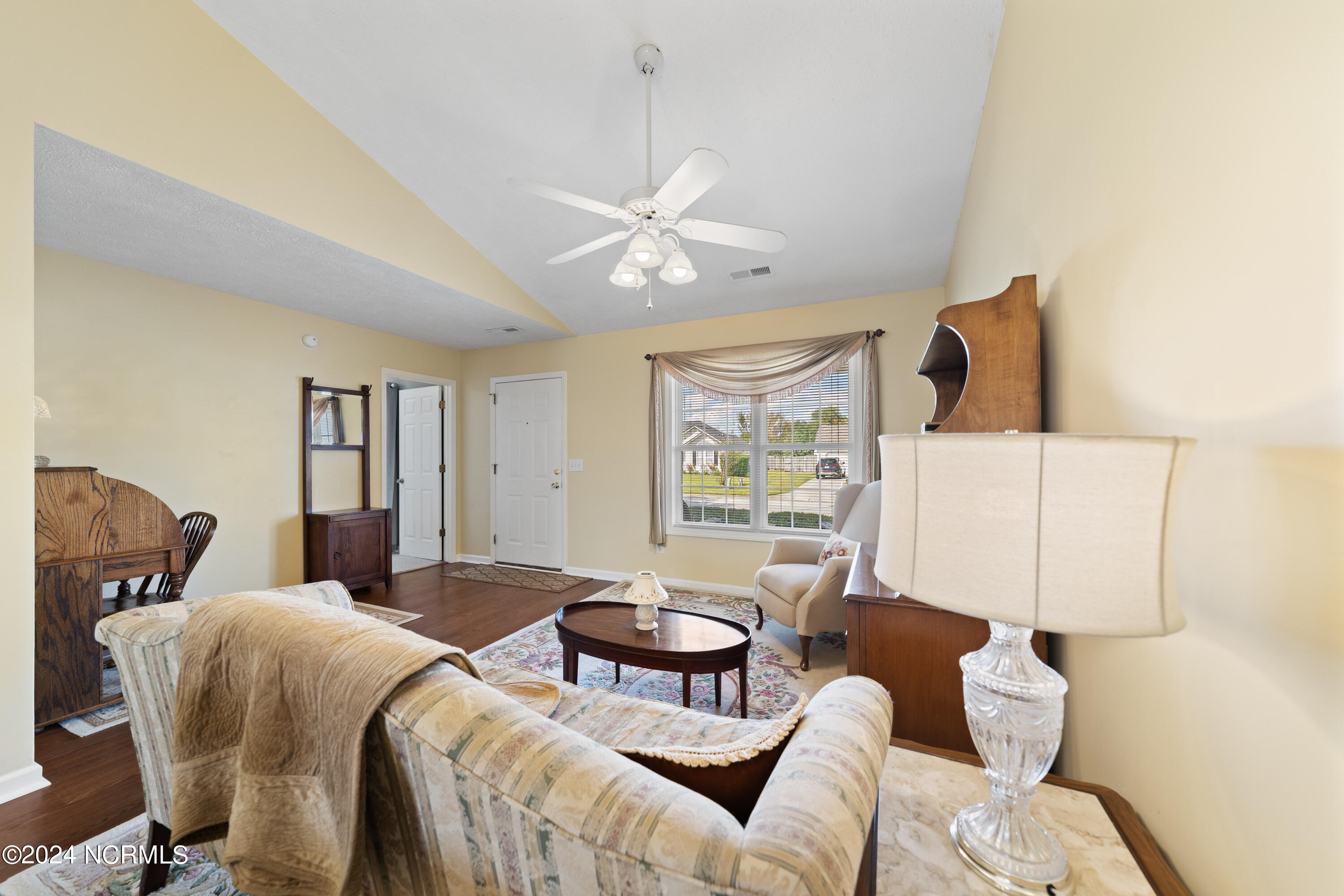 2612 Bradfield Court