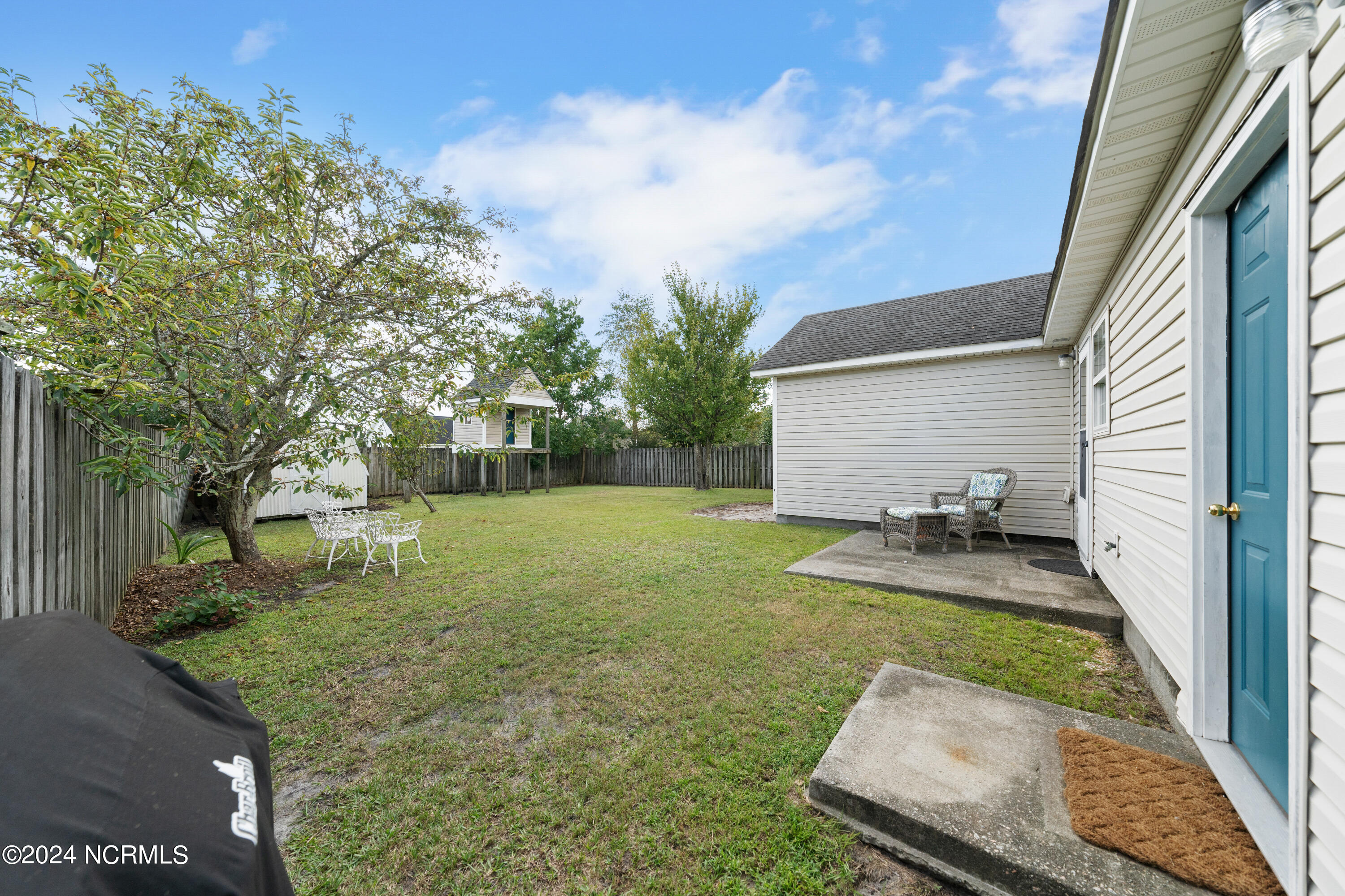 2612 Bradfield Court