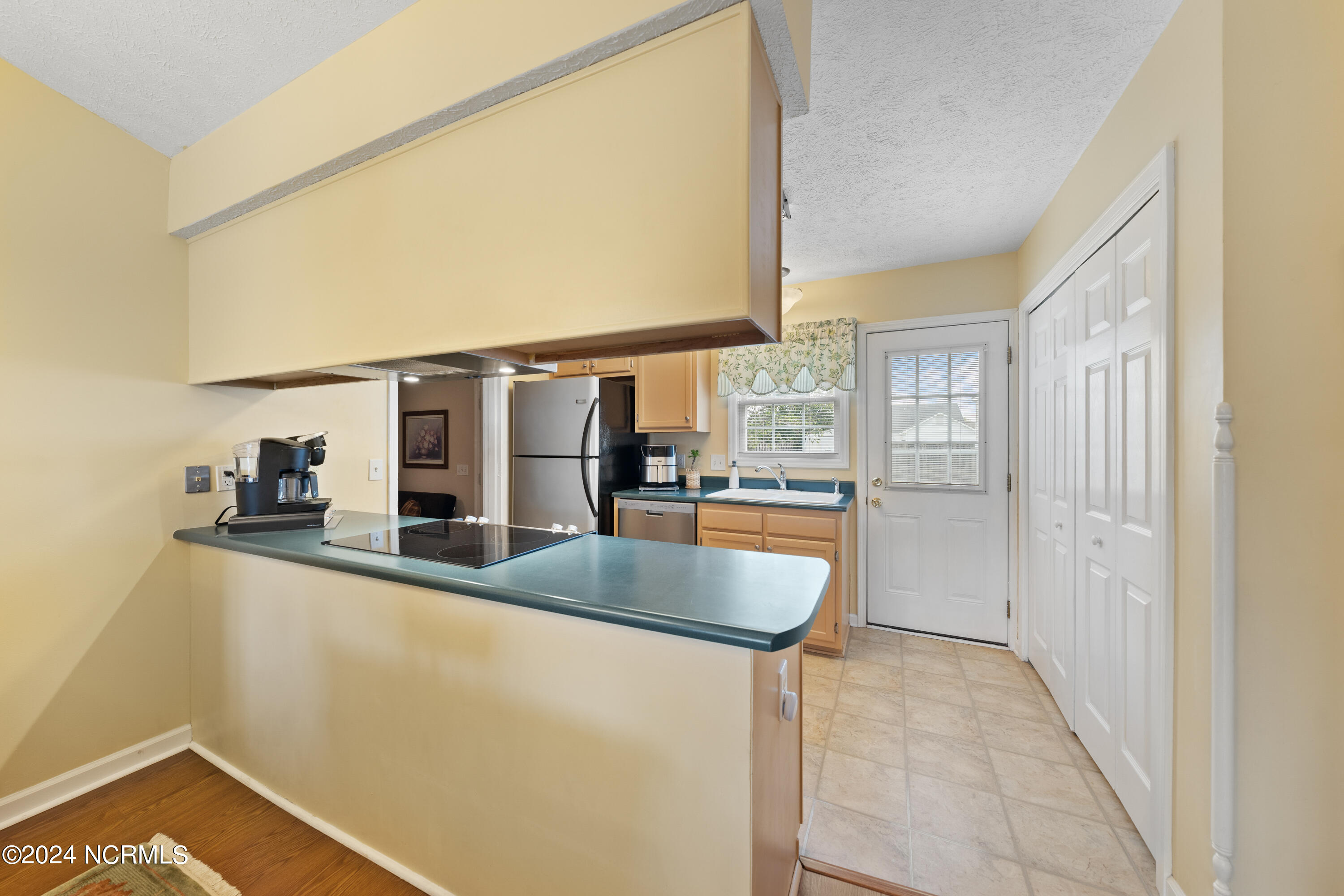 2612 Bradfield Court