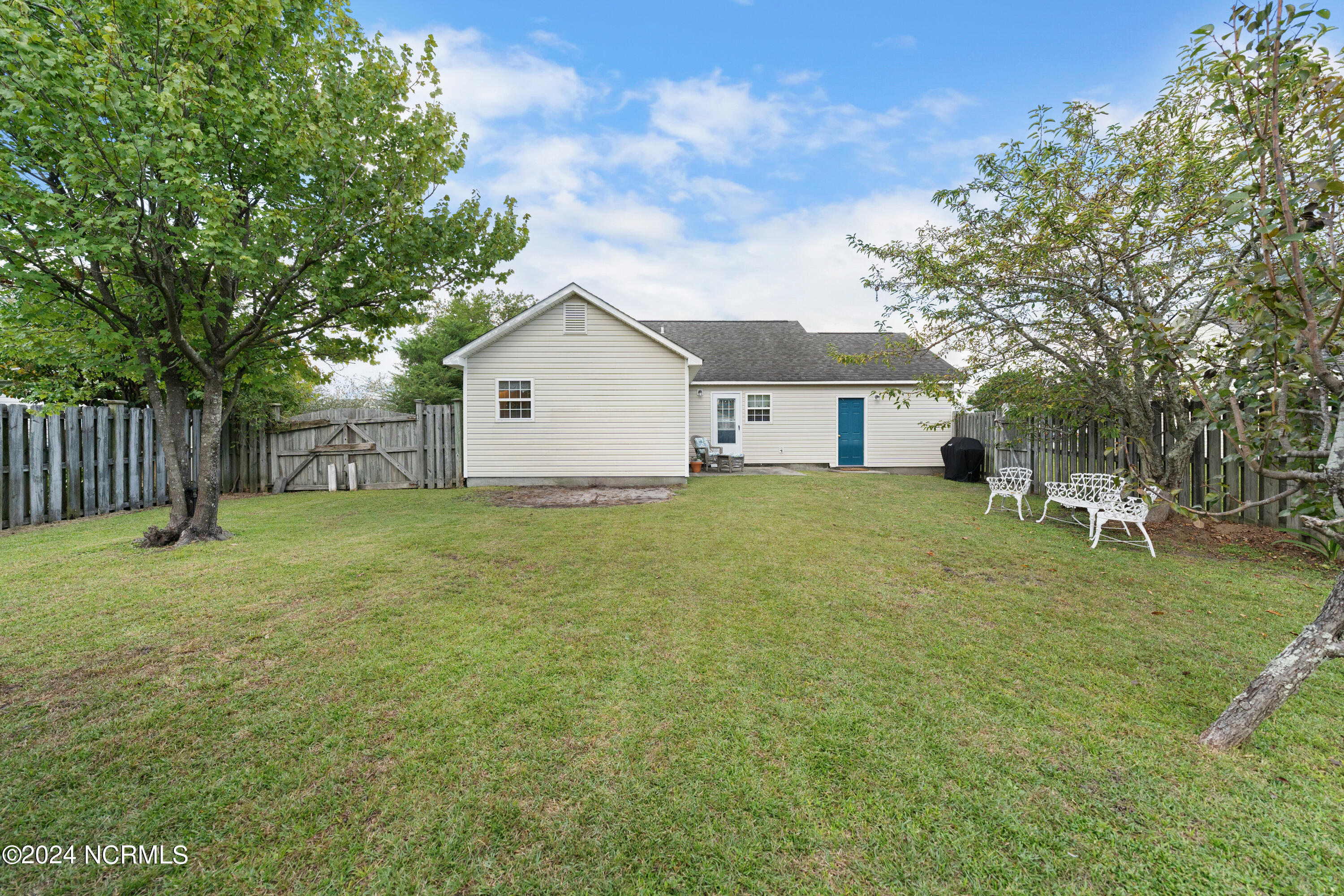 2612 Bradfield Court