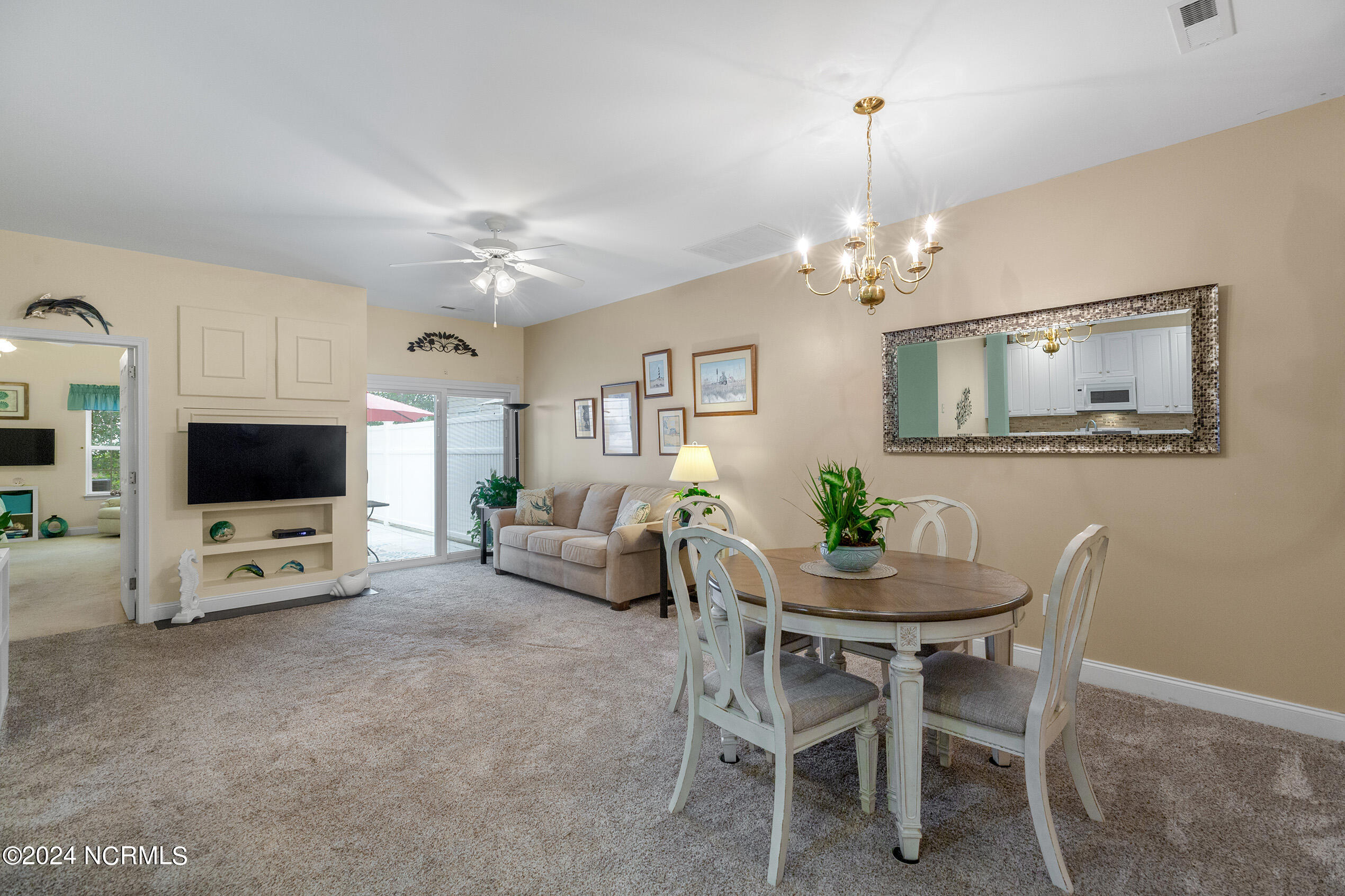 1545 Honeybee Lane