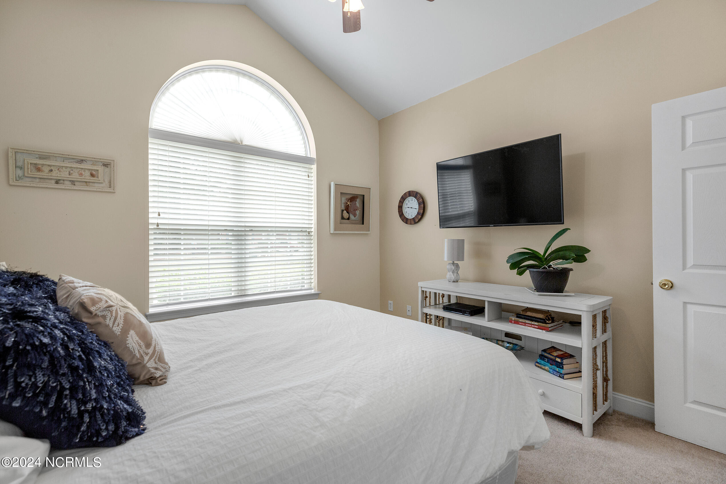 1545 Honeybee Lane