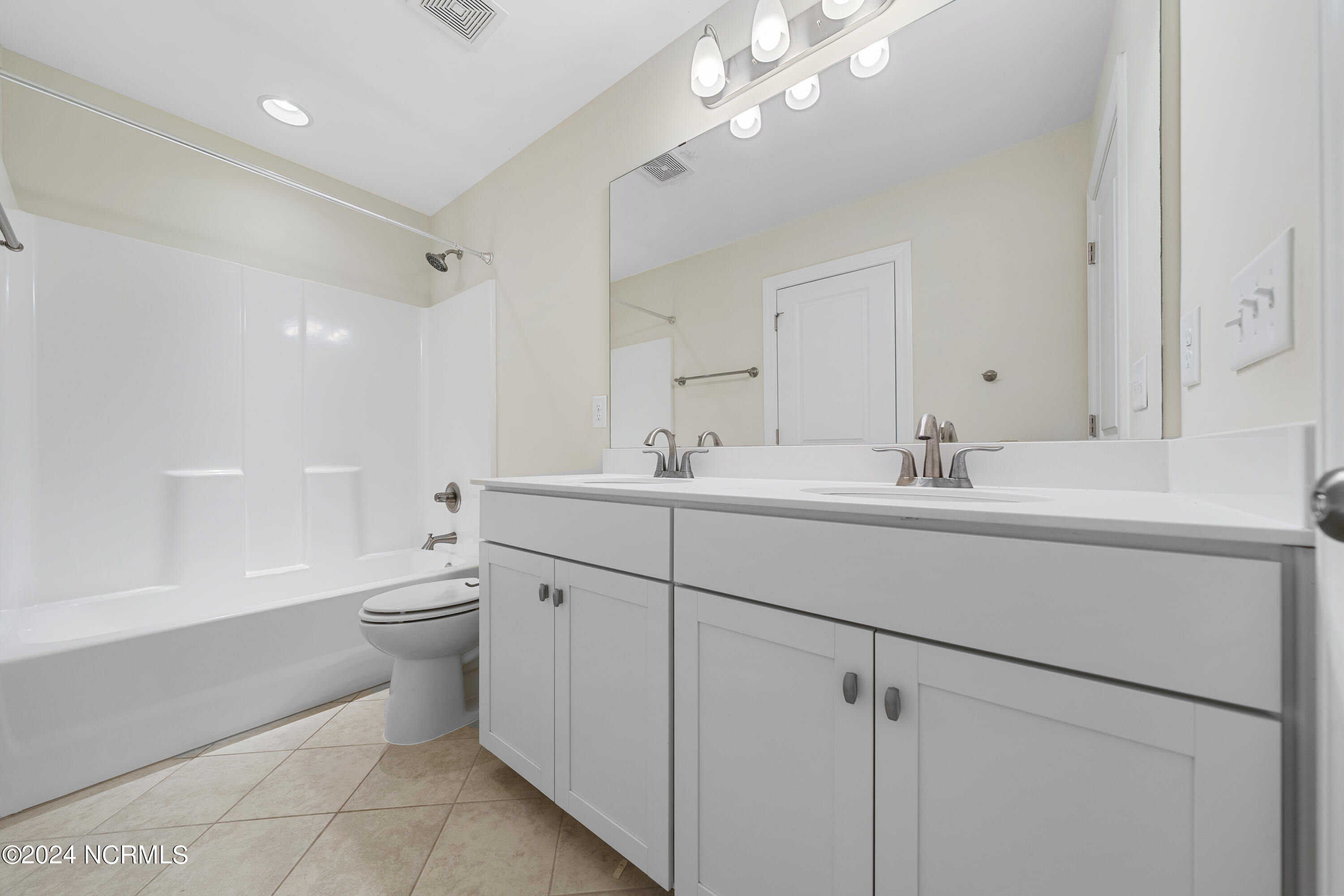 7220 Twin Ash Court