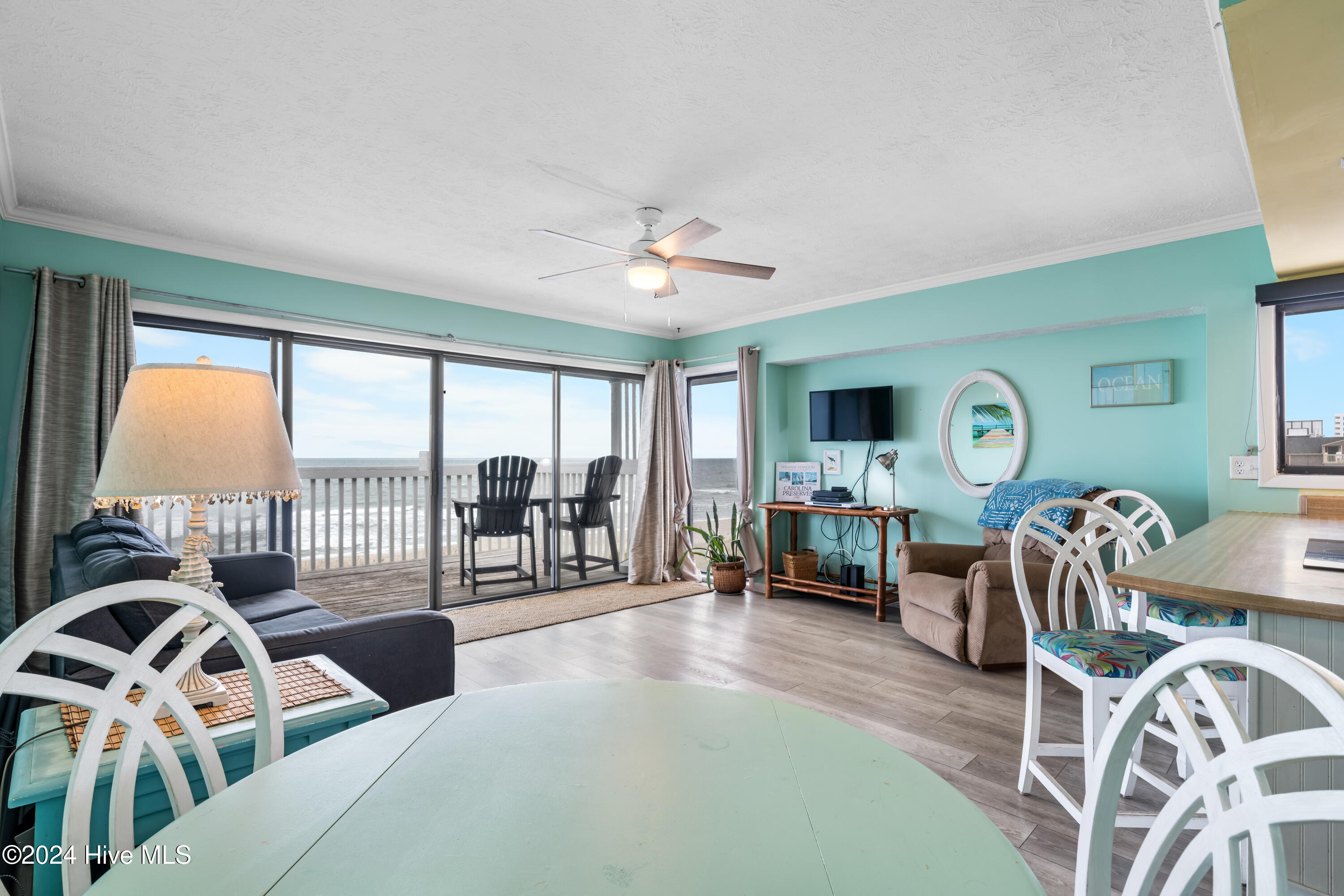 1311 S Lake Park Boulevard, Unit 42b