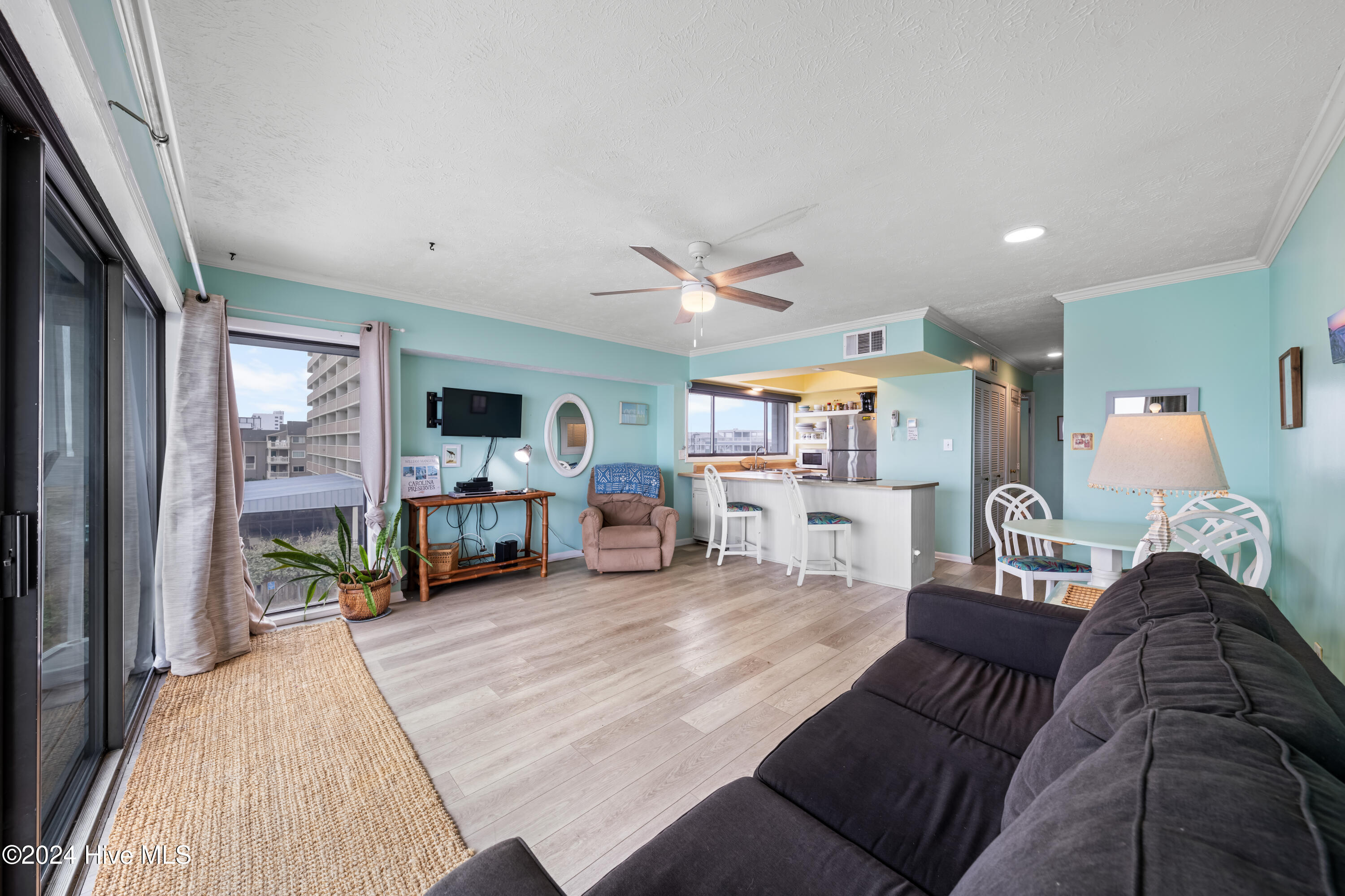 1311 S Lake Park Boulevard, Unit 42b