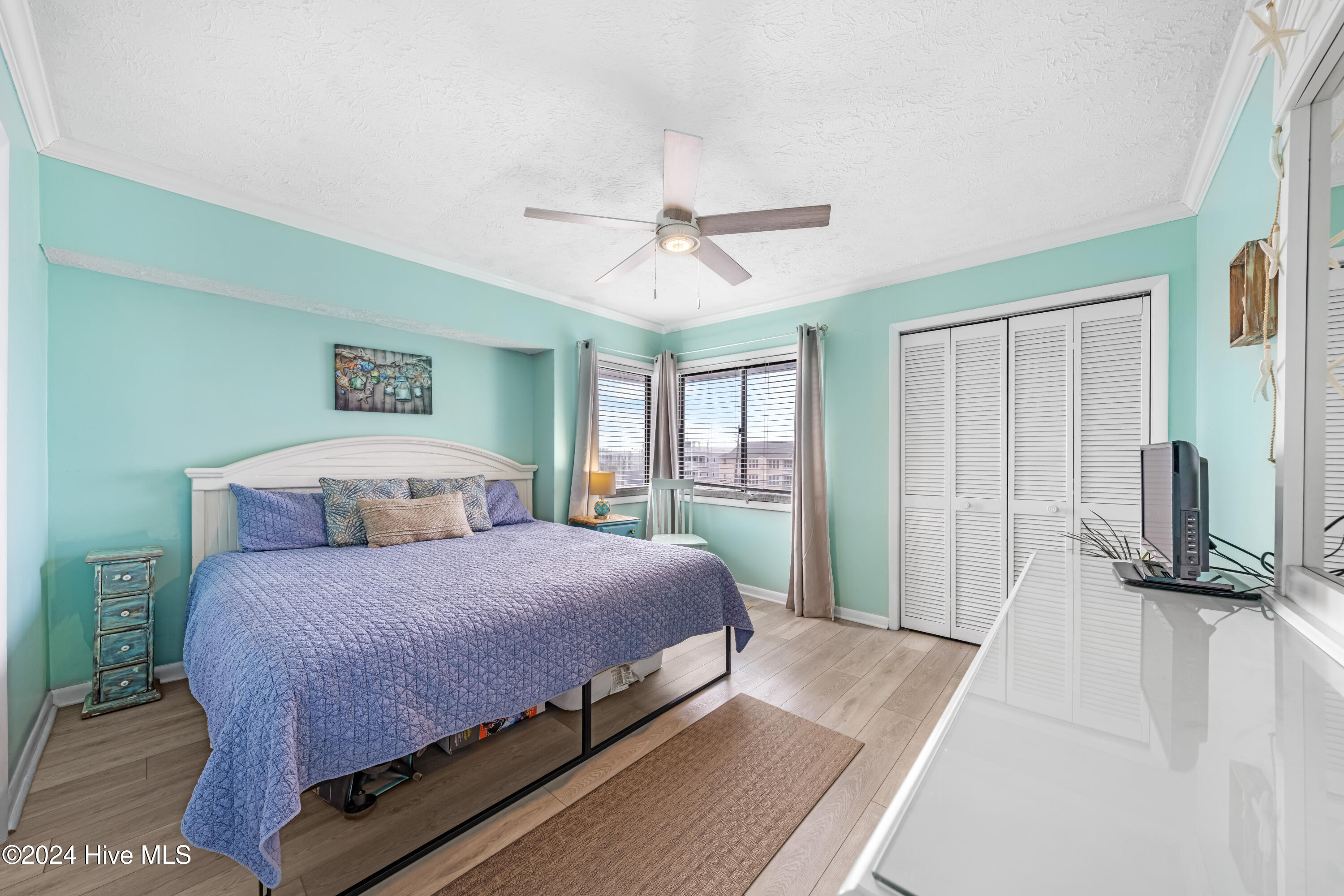 1311 S Lake Park Boulevard, Unit 42b