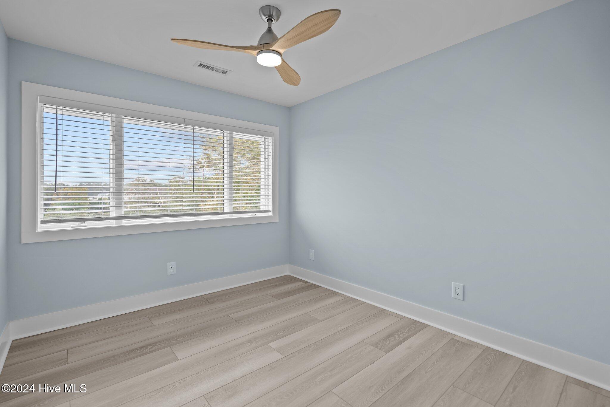 5403 Marina Club Drive