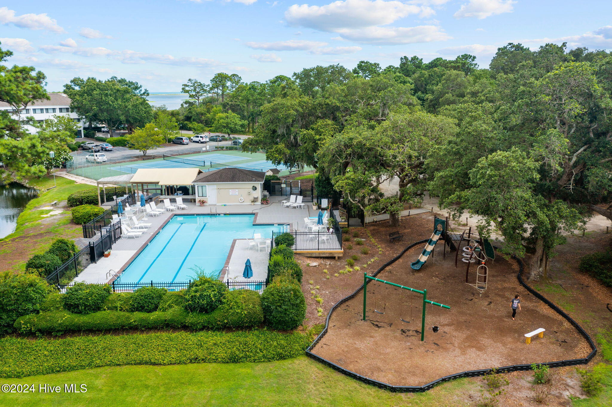5403 Marina Club Drive