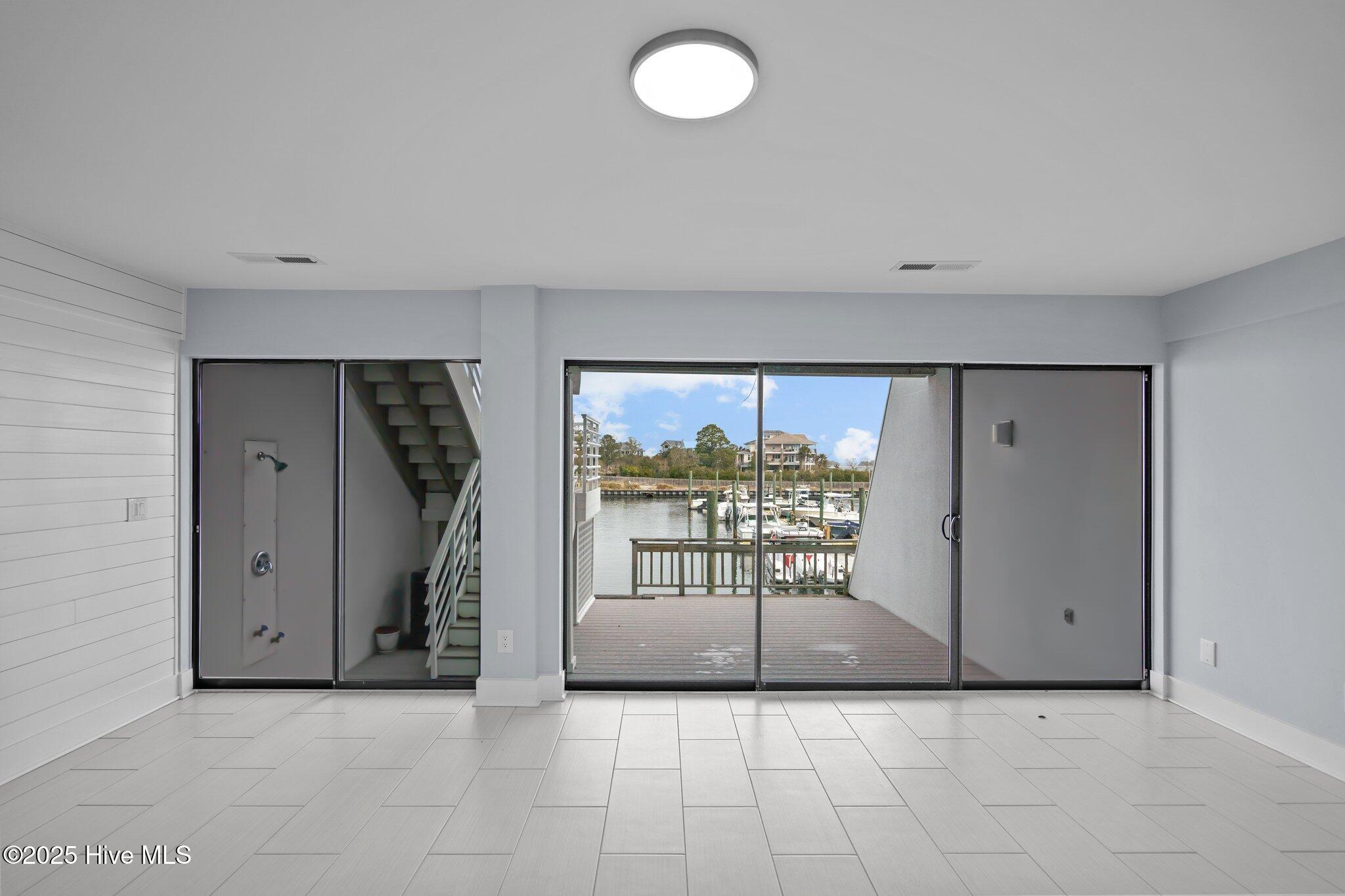5403 Marina Club Drive