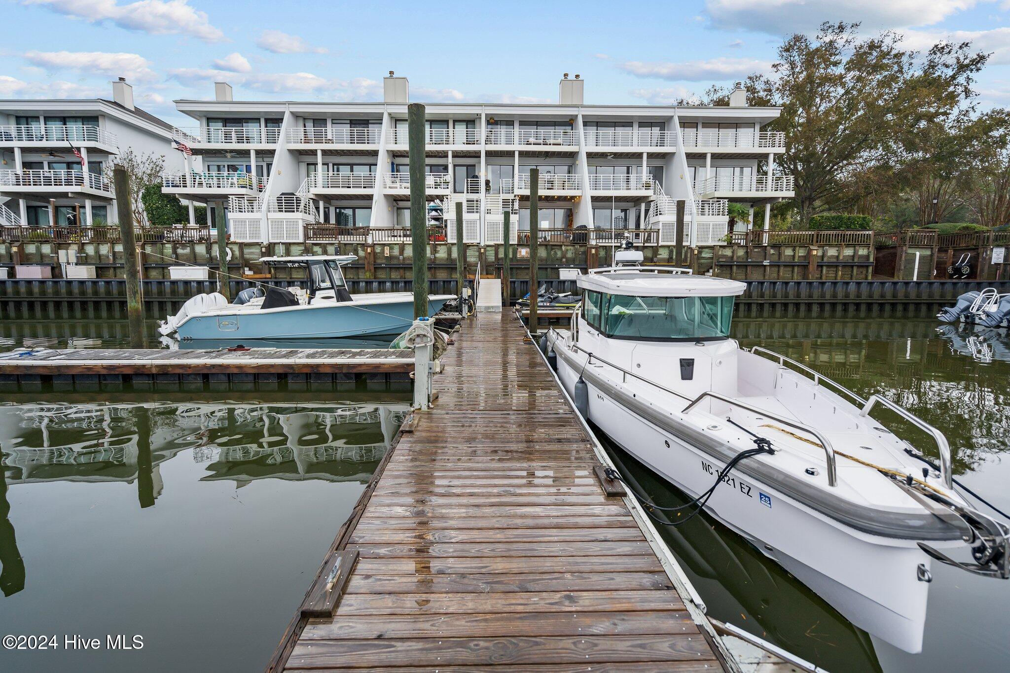 5403 Marina Club Drive