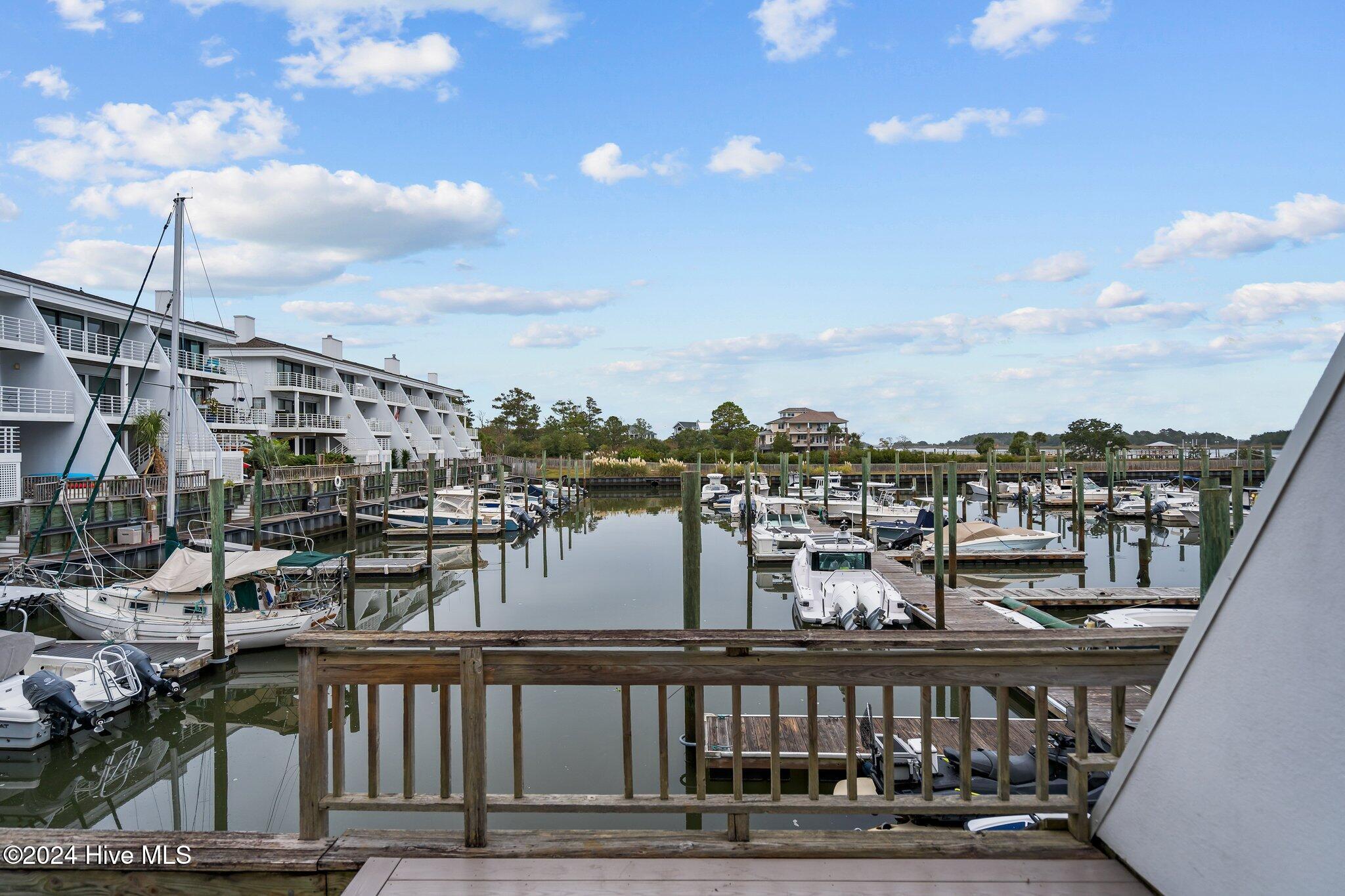 5403 Marina Club Drive