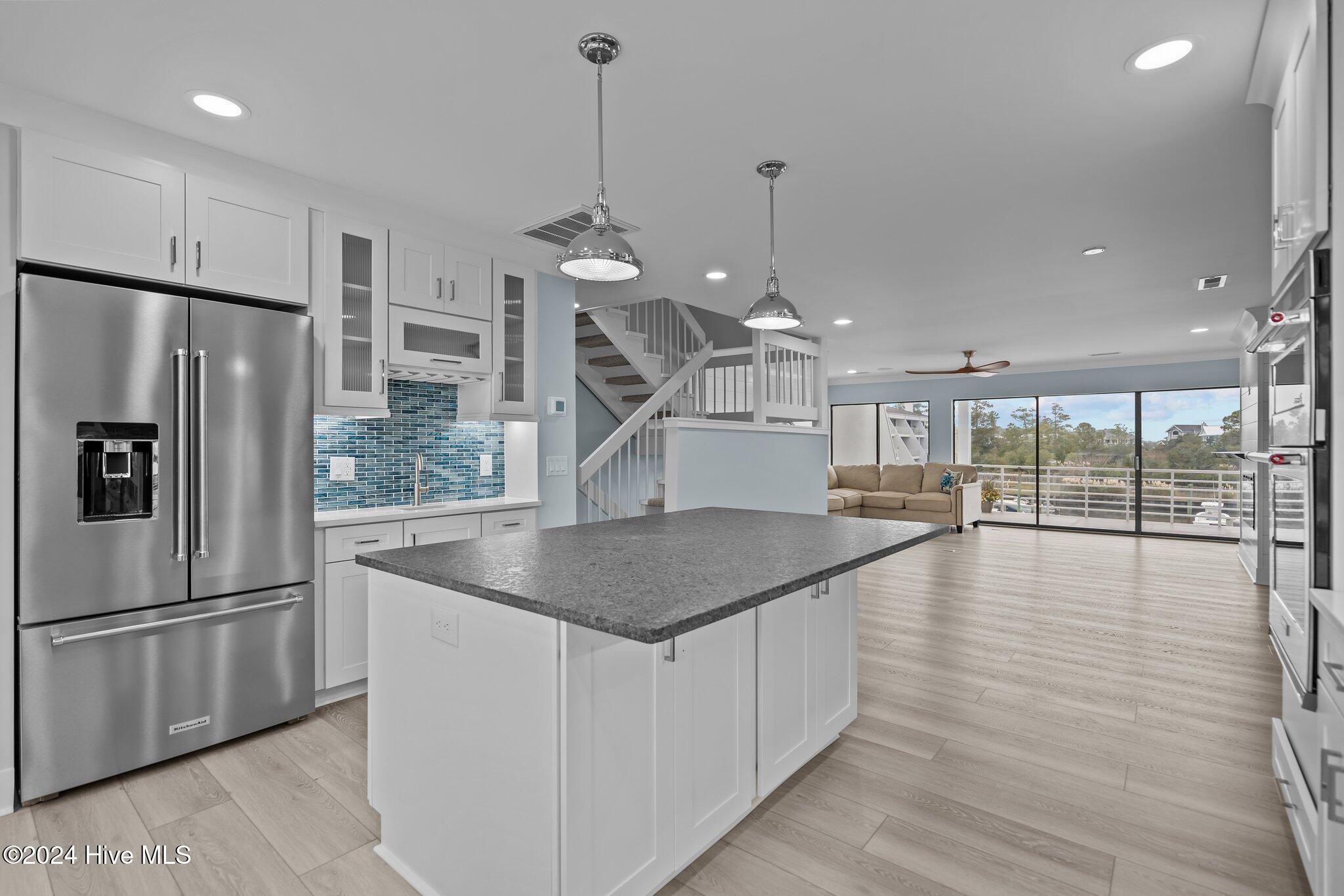 5403 Marina Club Drive
