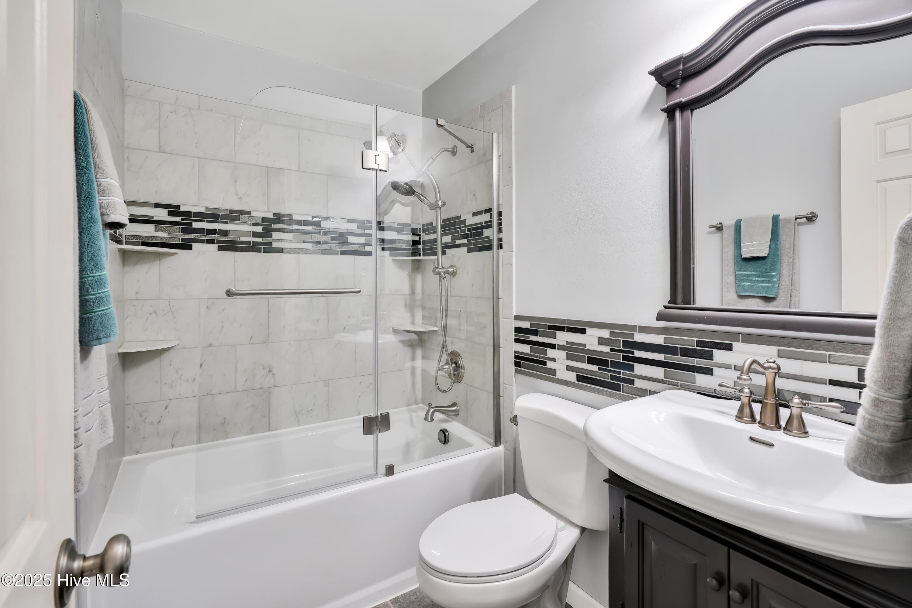 3615 Leaning Tree Court