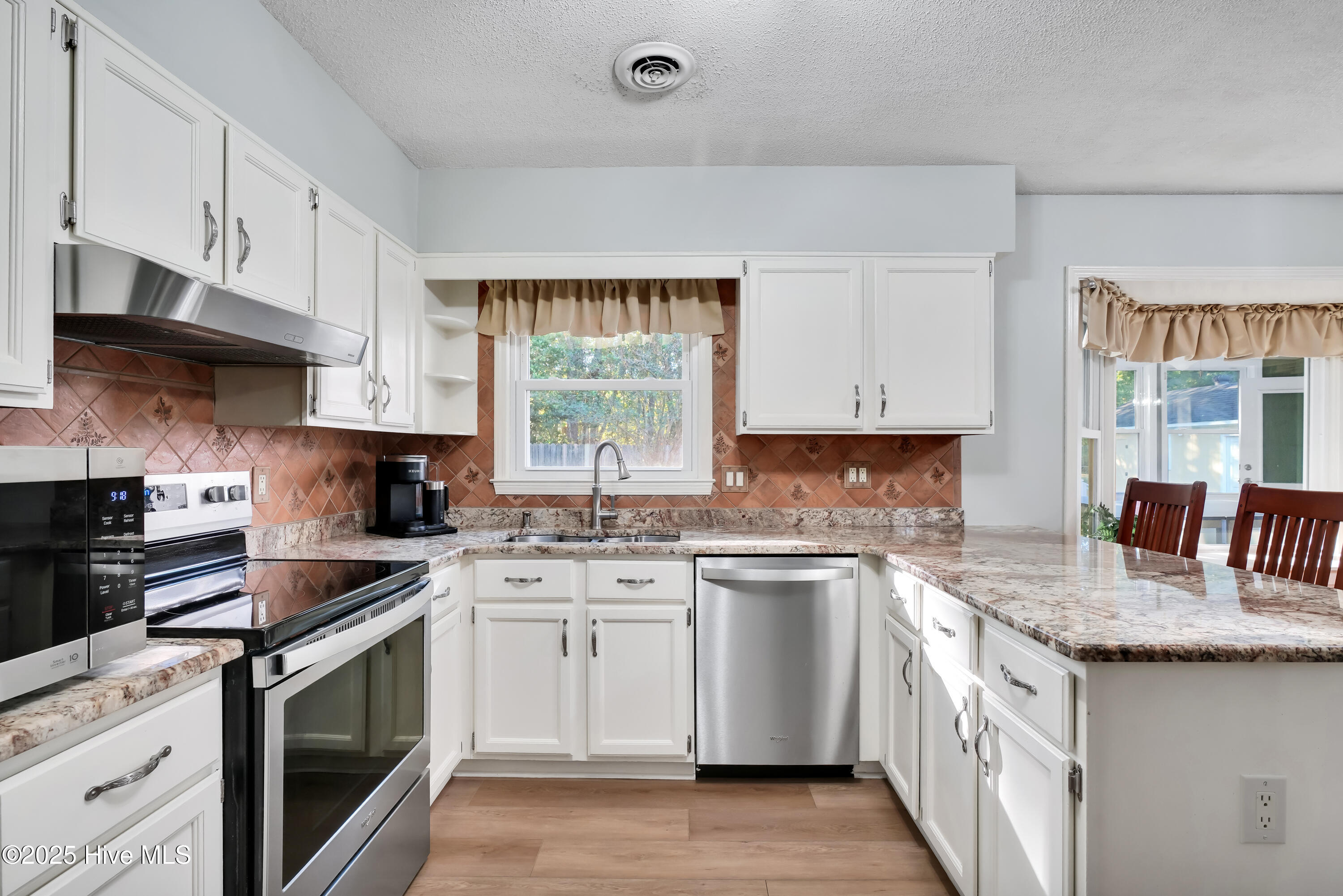 3615 Leaning Tree Court