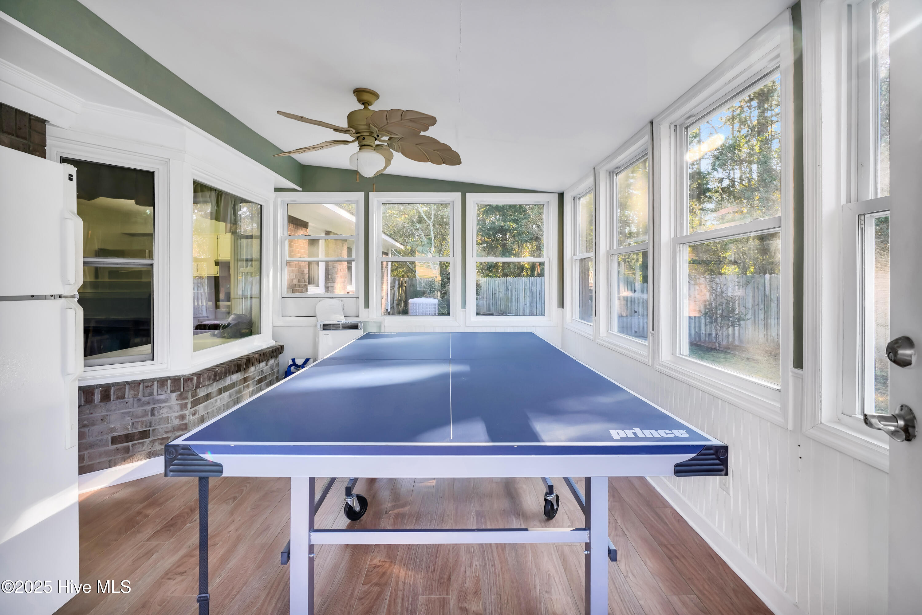 3615 Leaning Tree Court