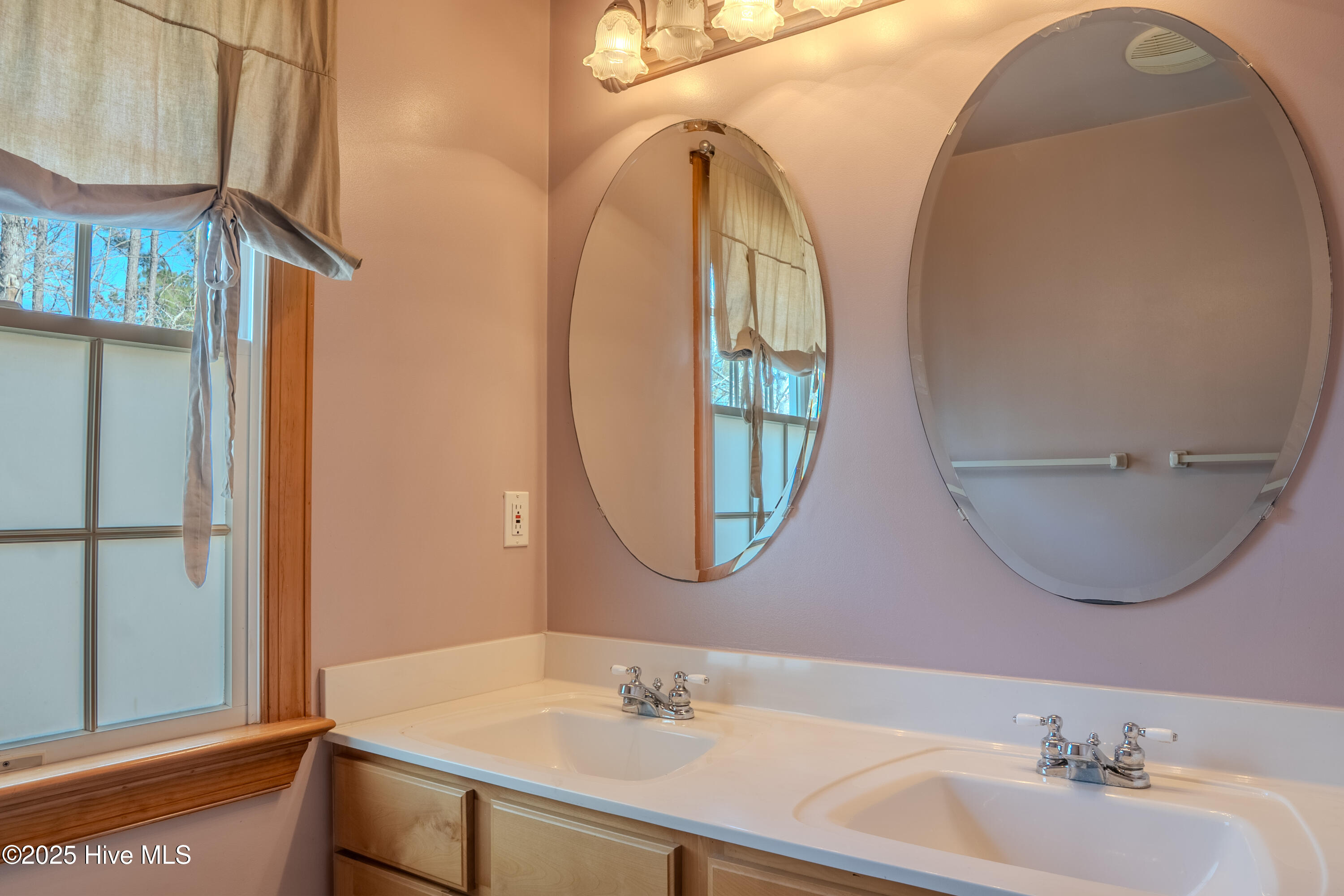 309 Knollwood Drive