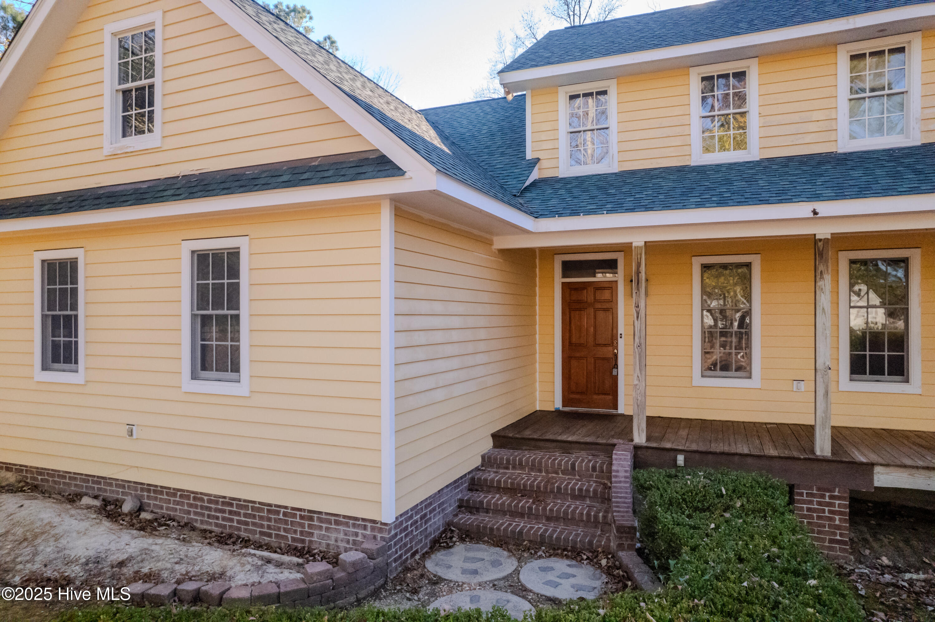 309 Knollwood Drive