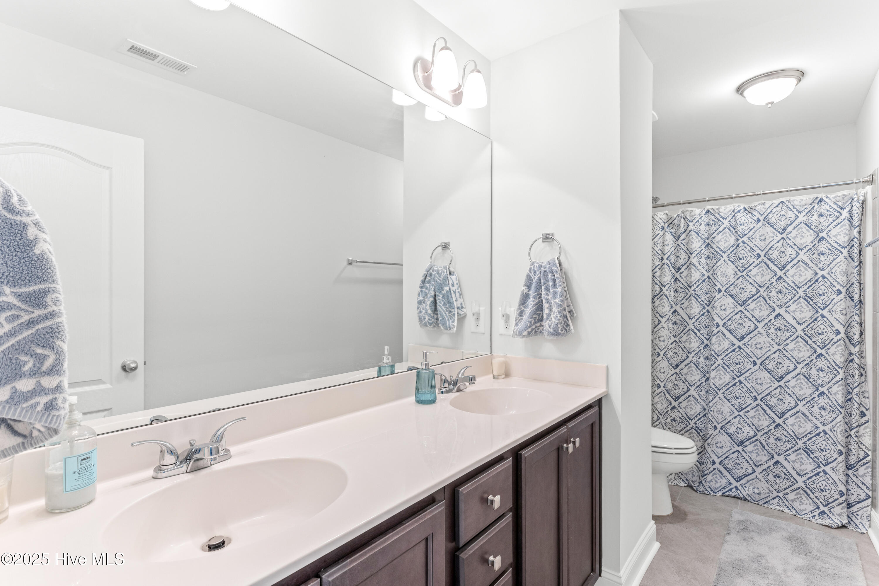 2526 Longleaf Pine Circle