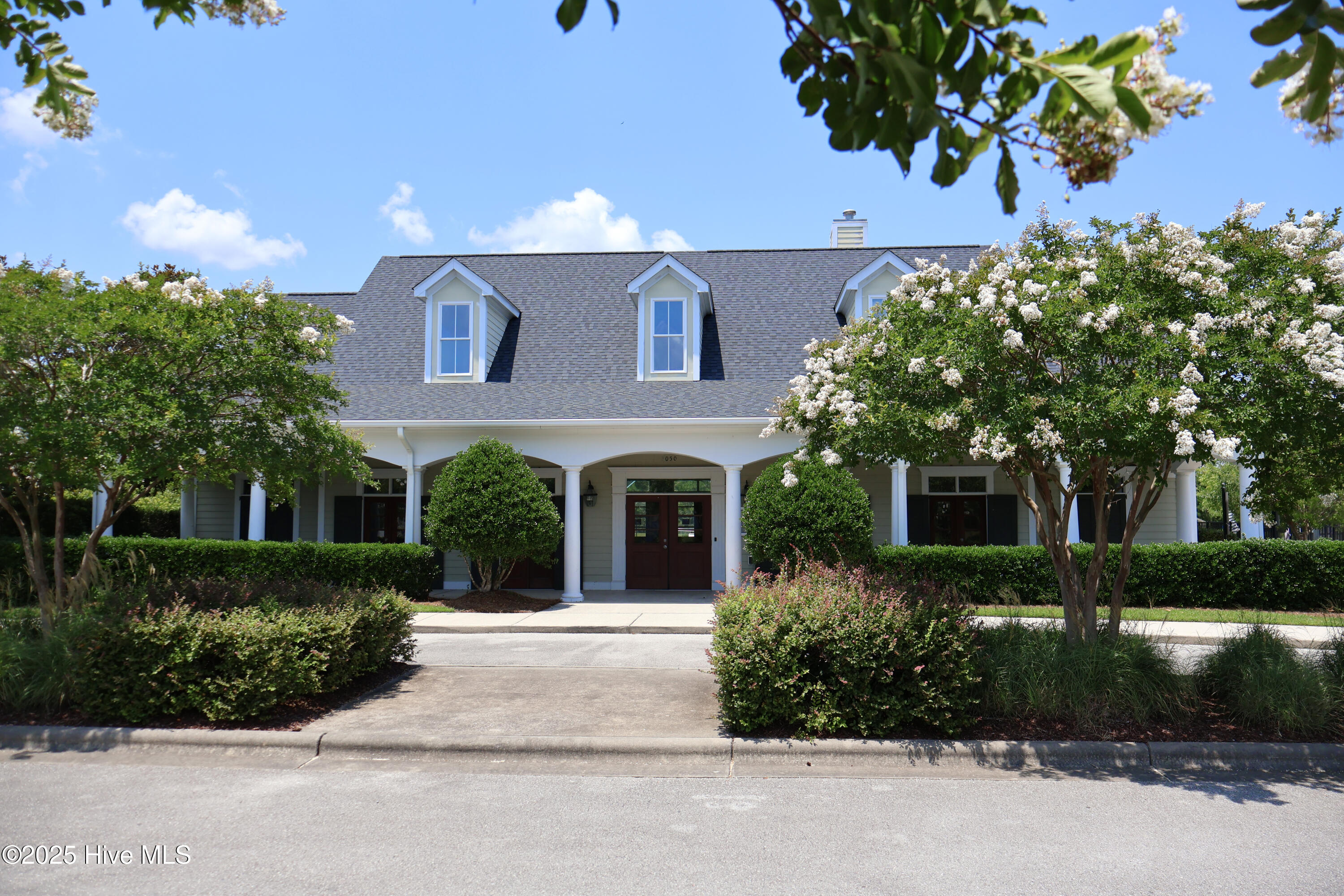 2526 Longleaf Pine Circle