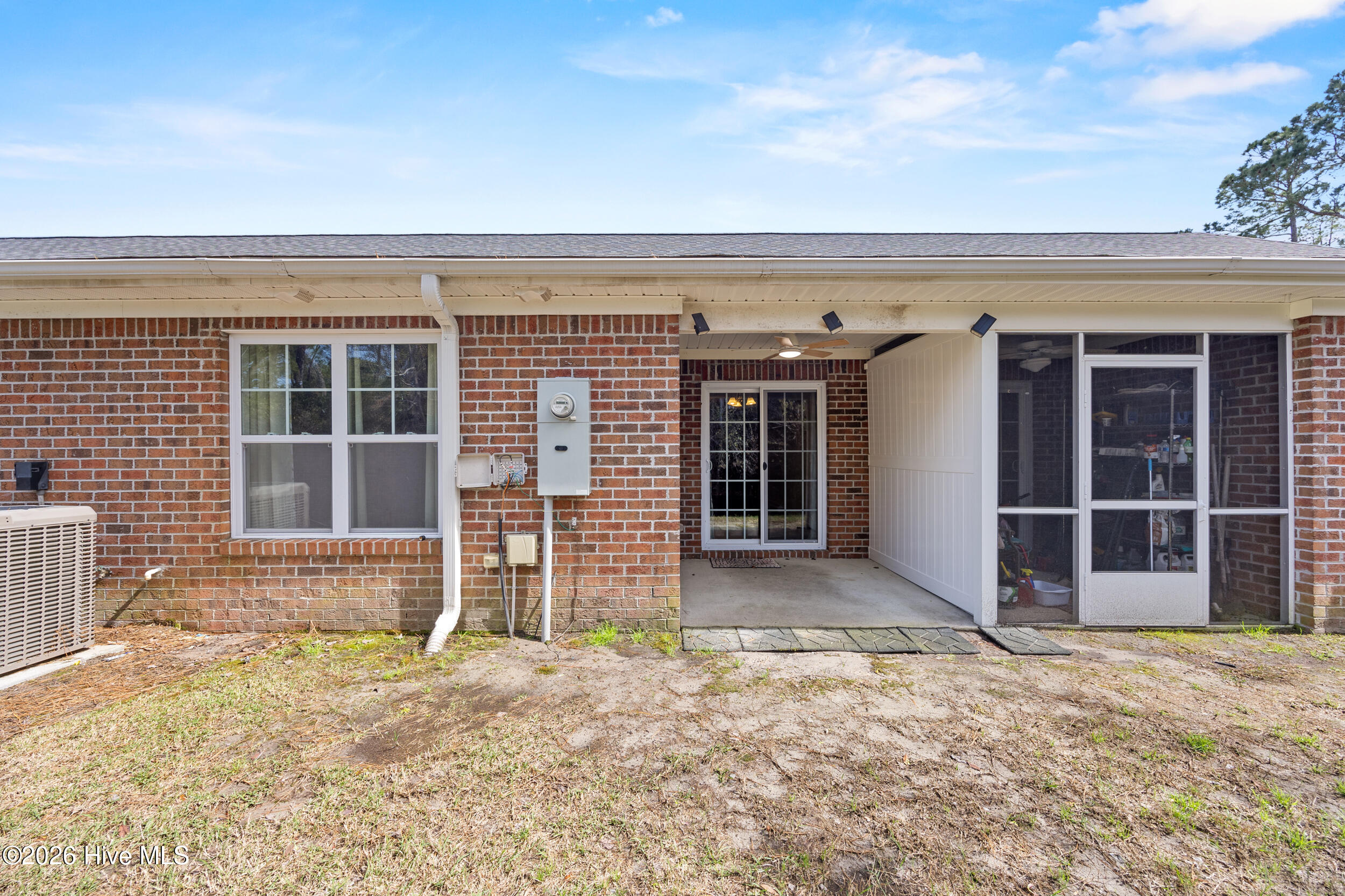 1109 Bridgeport Way