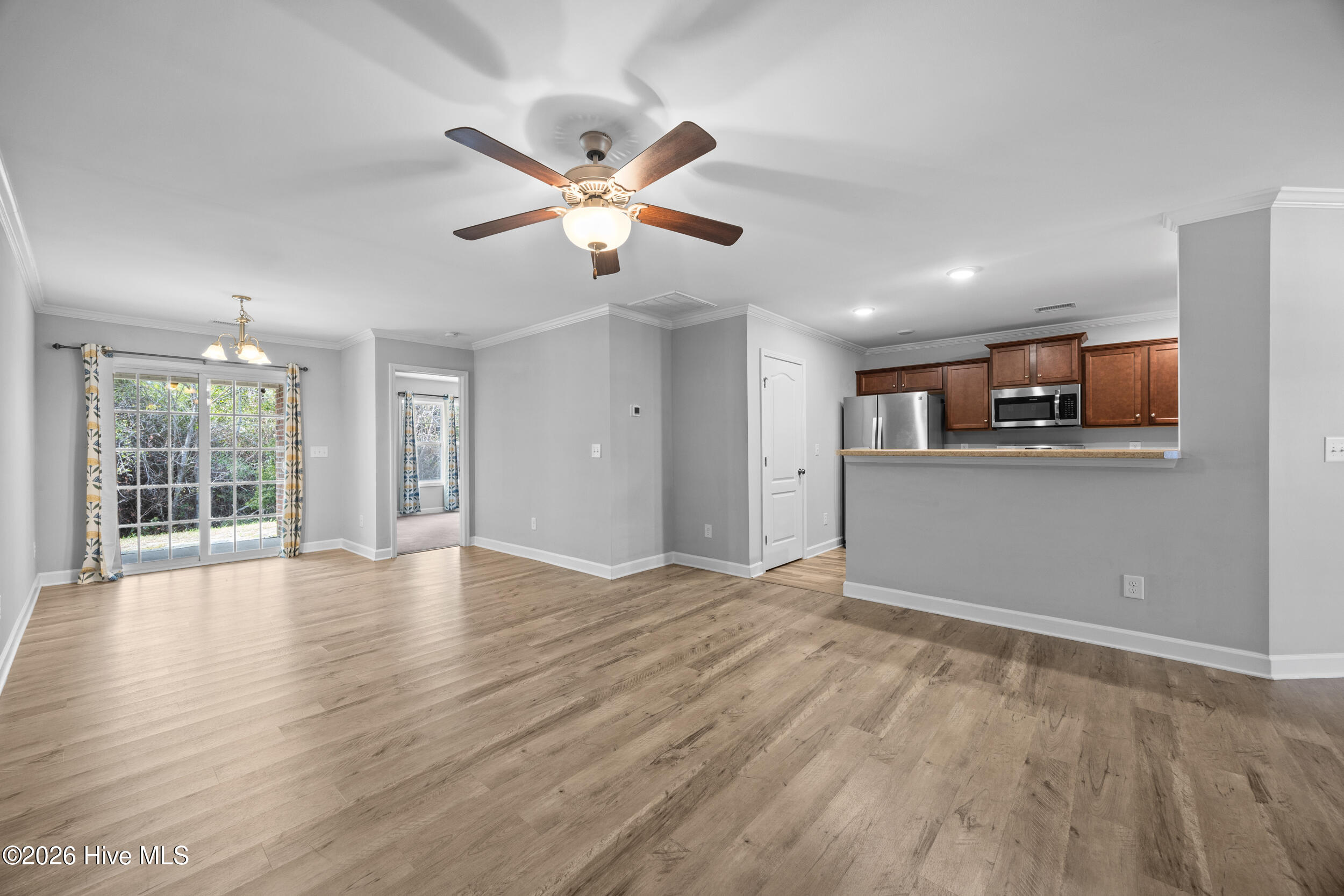 1109 Bridgeport Way