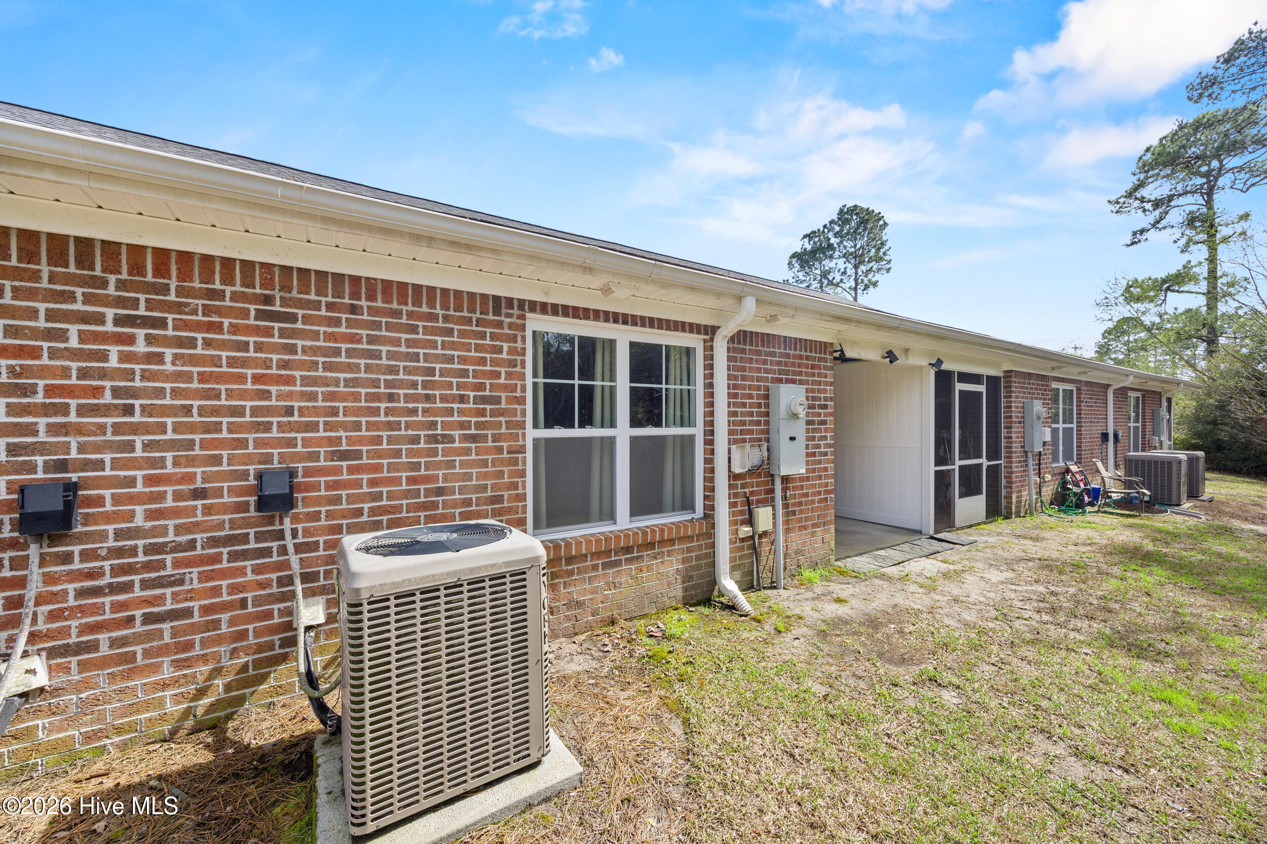 1109 Bridgeport Way