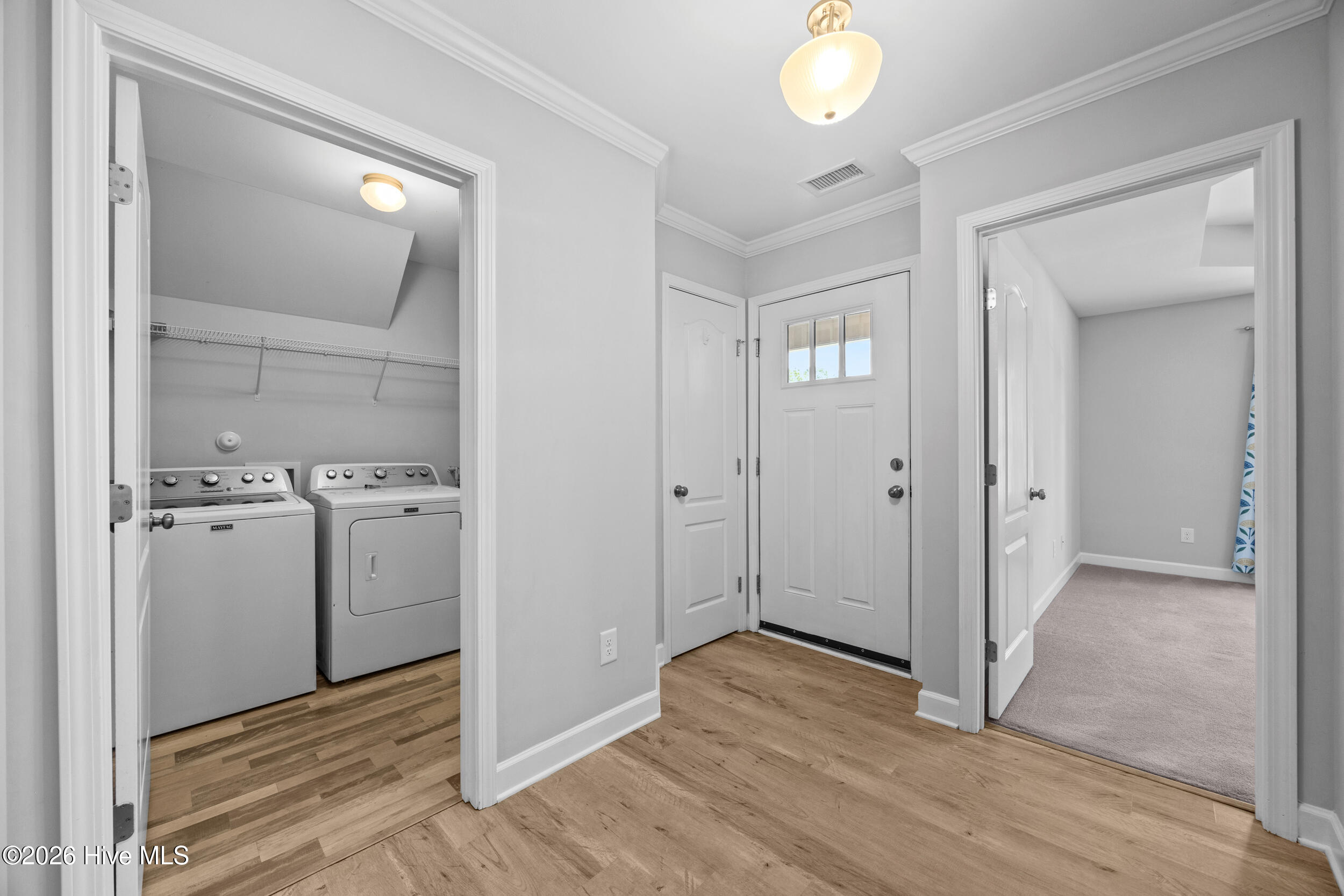 1109 Bridgeport Way