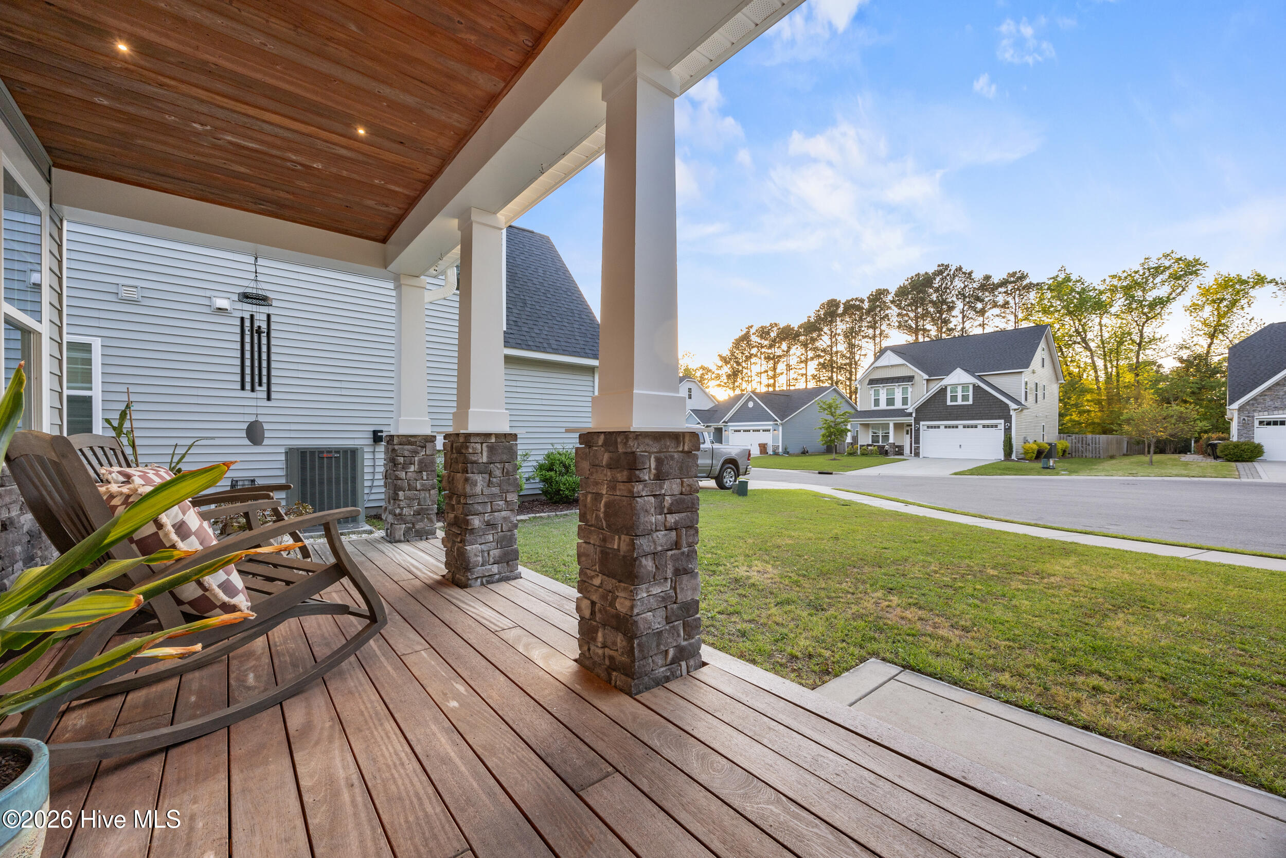 448 Middle Grove Lane