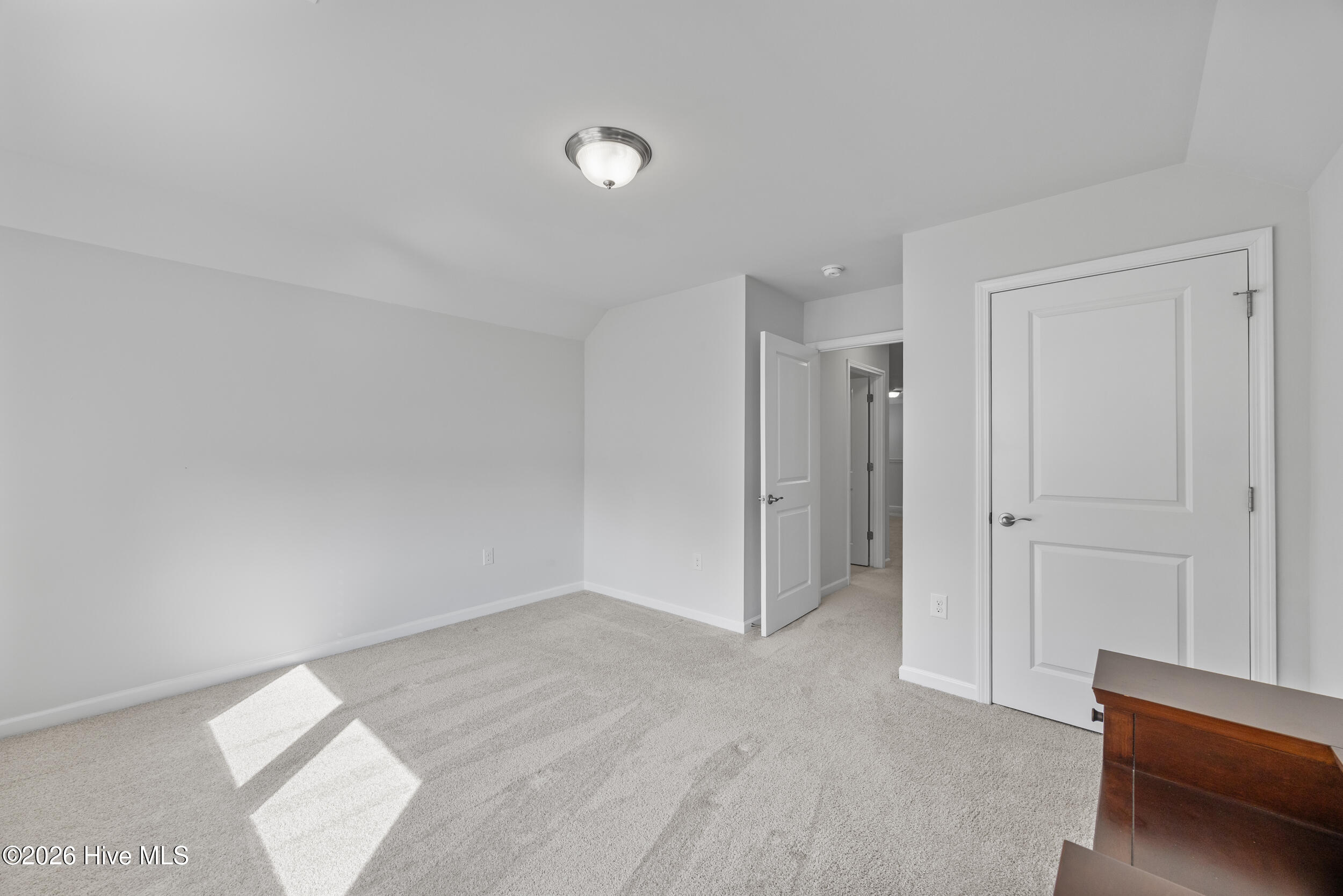 676 Seathwaite Lane SE