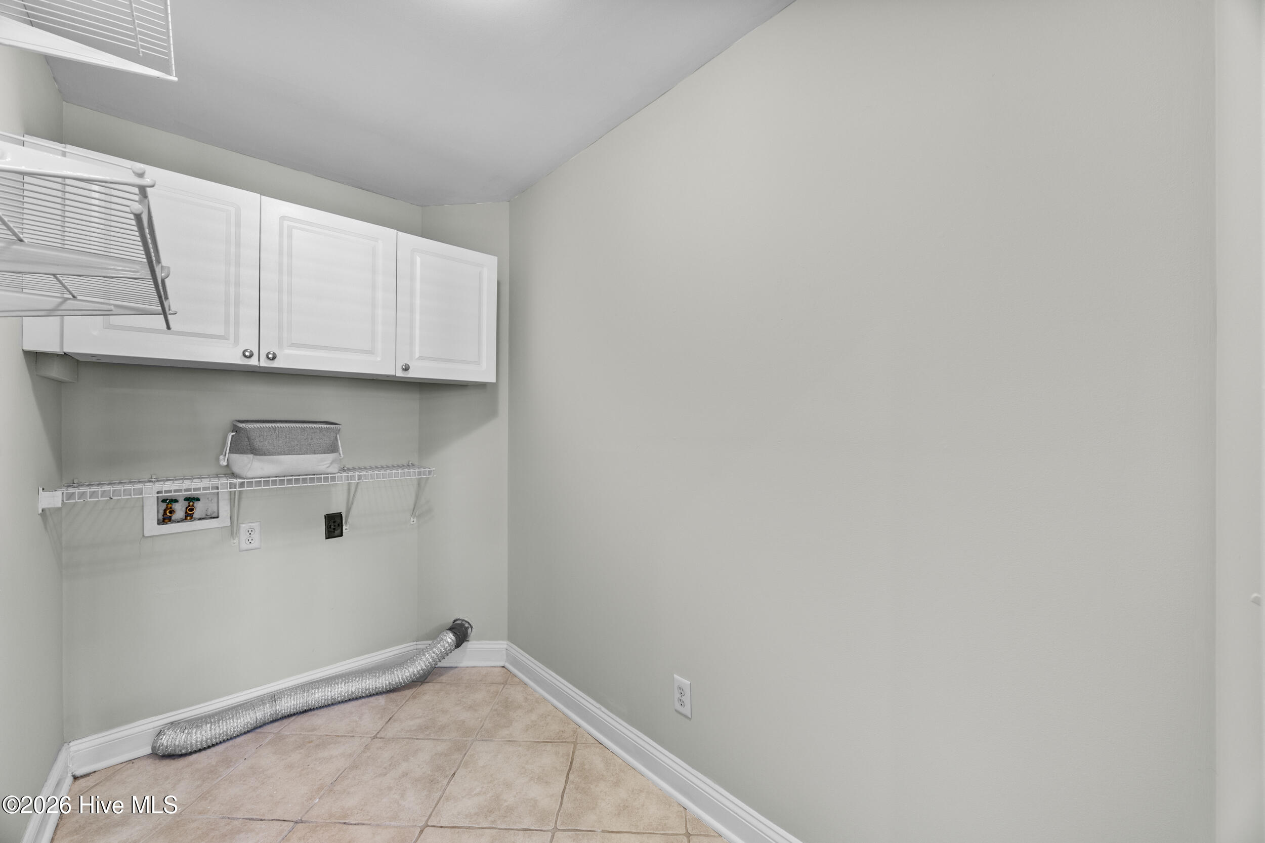 208 Waters Point Court 250