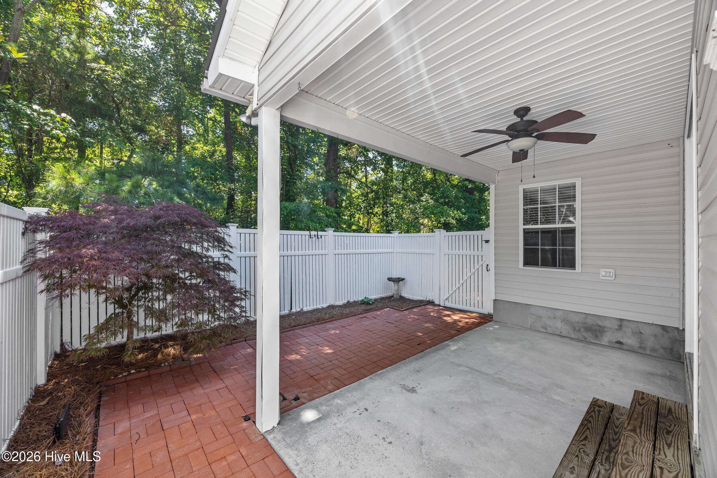 208 Waters Point Court 250