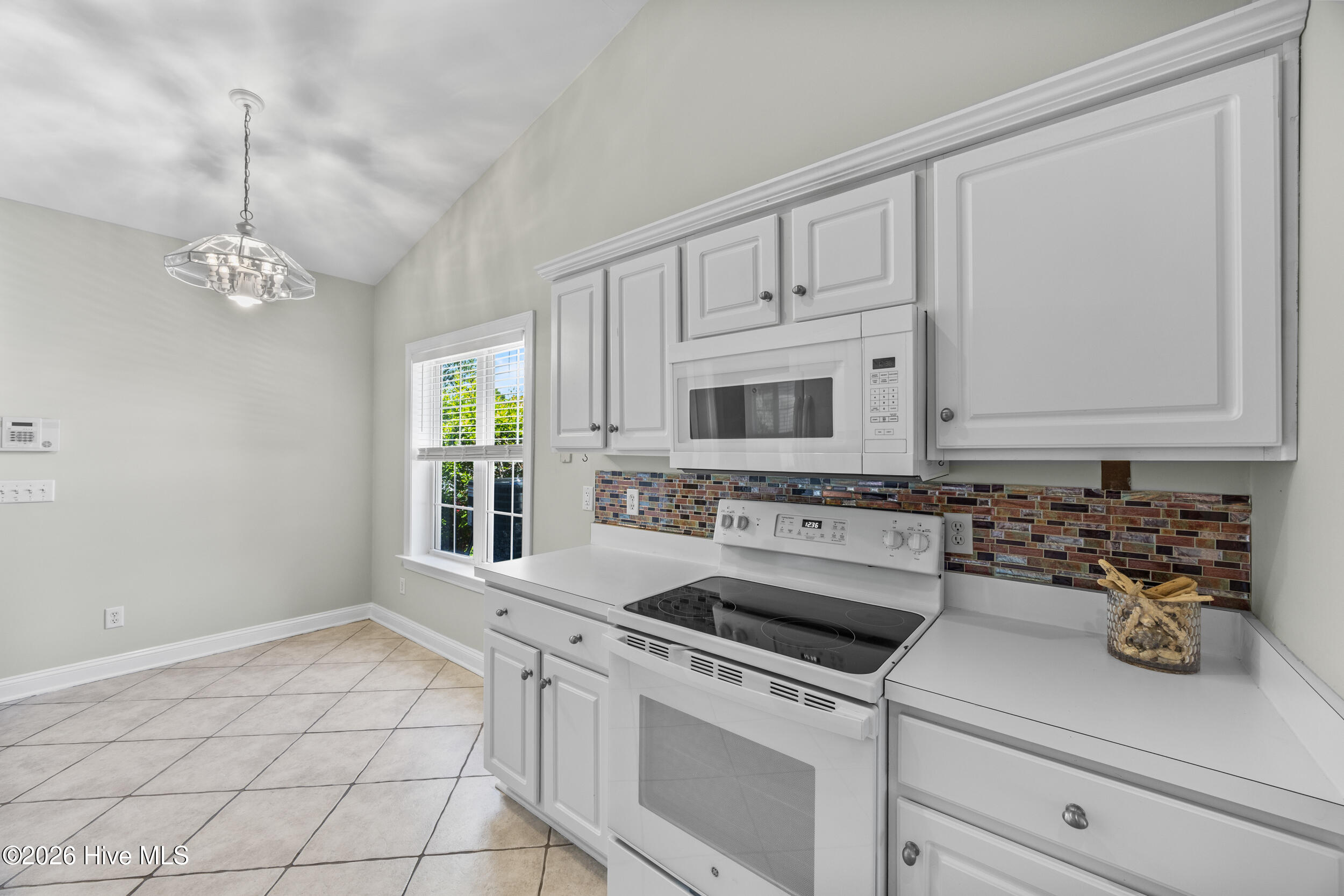 208 Waters Point Court 250