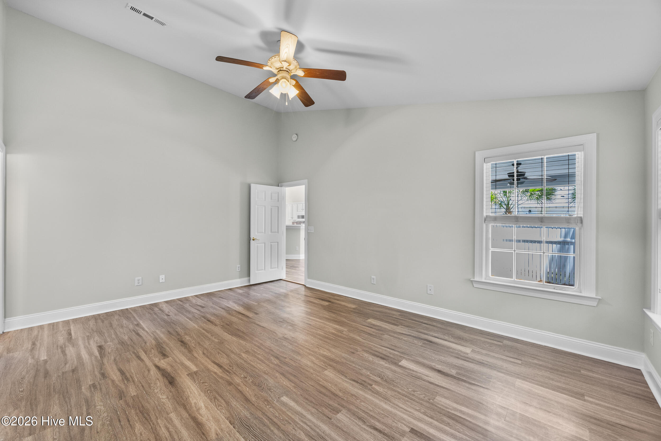 208 Waters Point Court 250