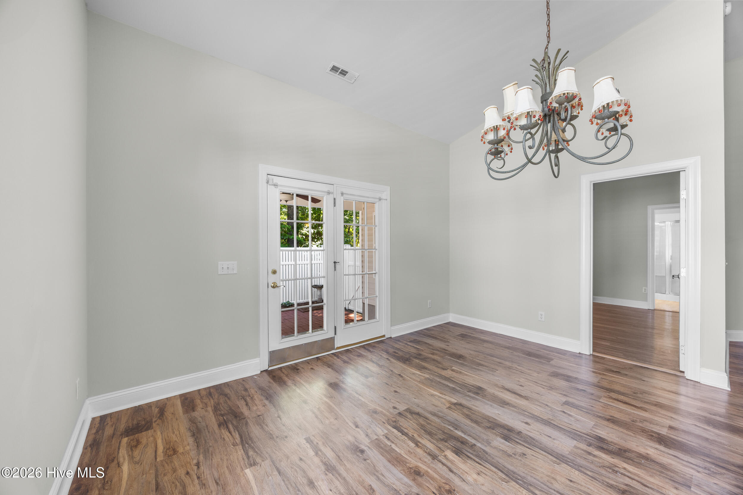 208 Waters Point Court 250