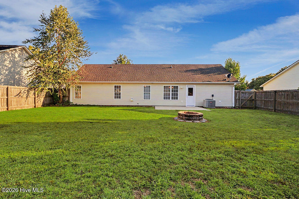 104 Olde Well Loop Road