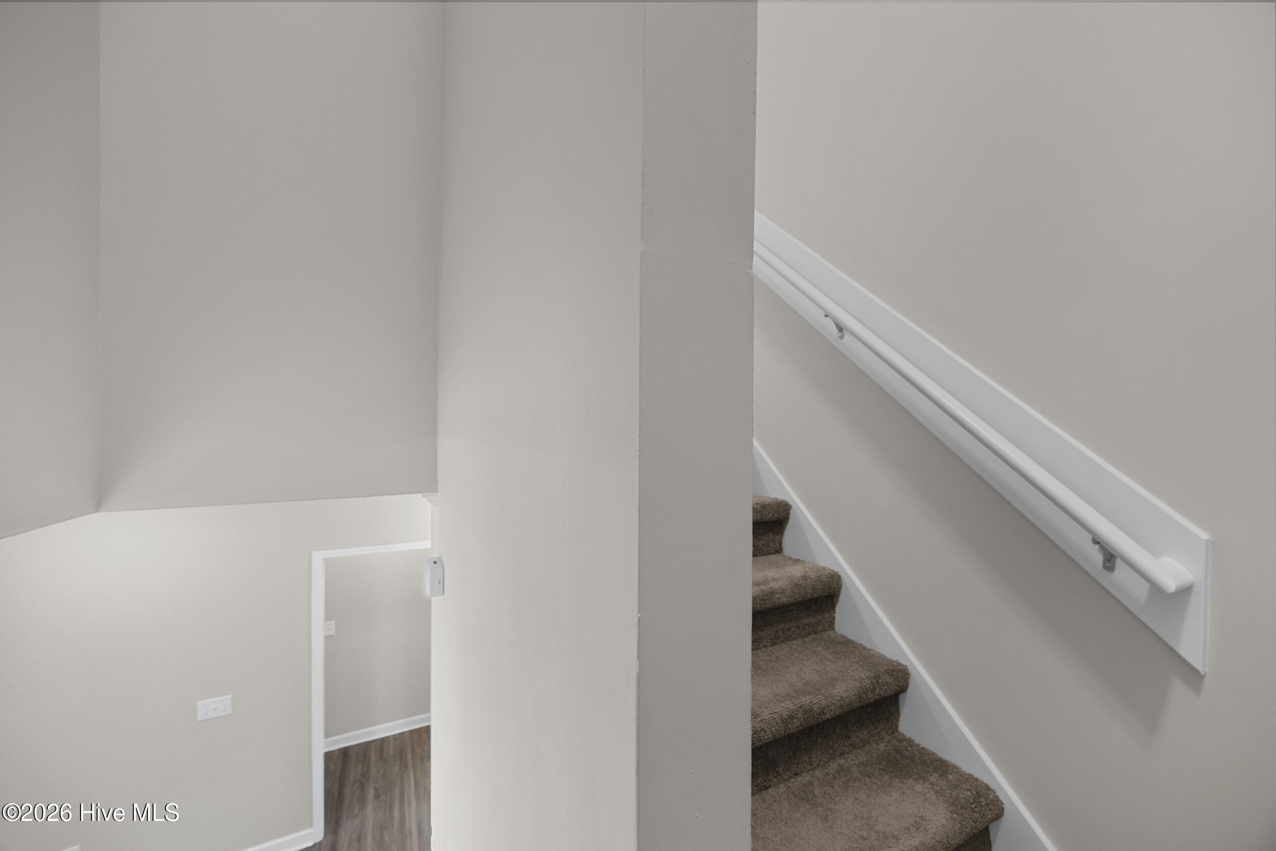 5311 Vespar Court