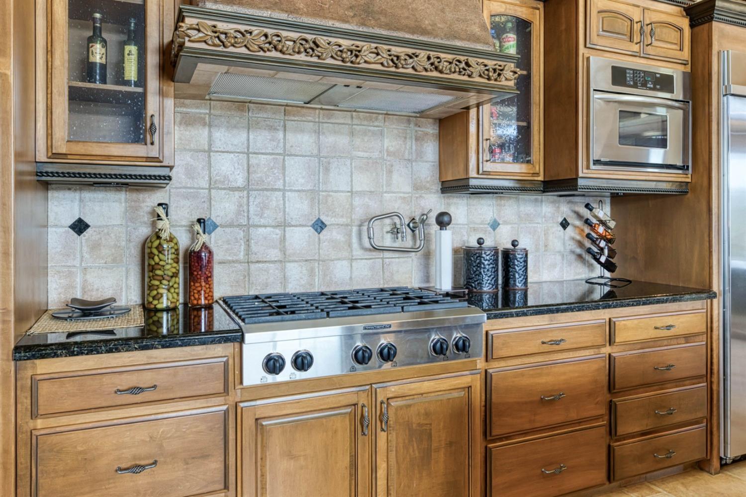 42387 Canyon Vista Lane