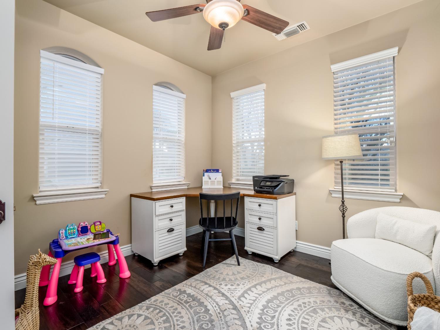 10764 N Baird Avenue