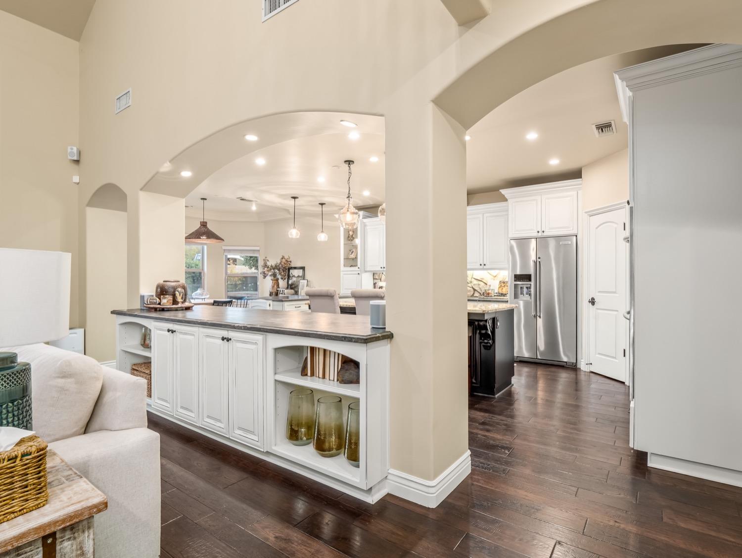 10764 N Baird Avenue