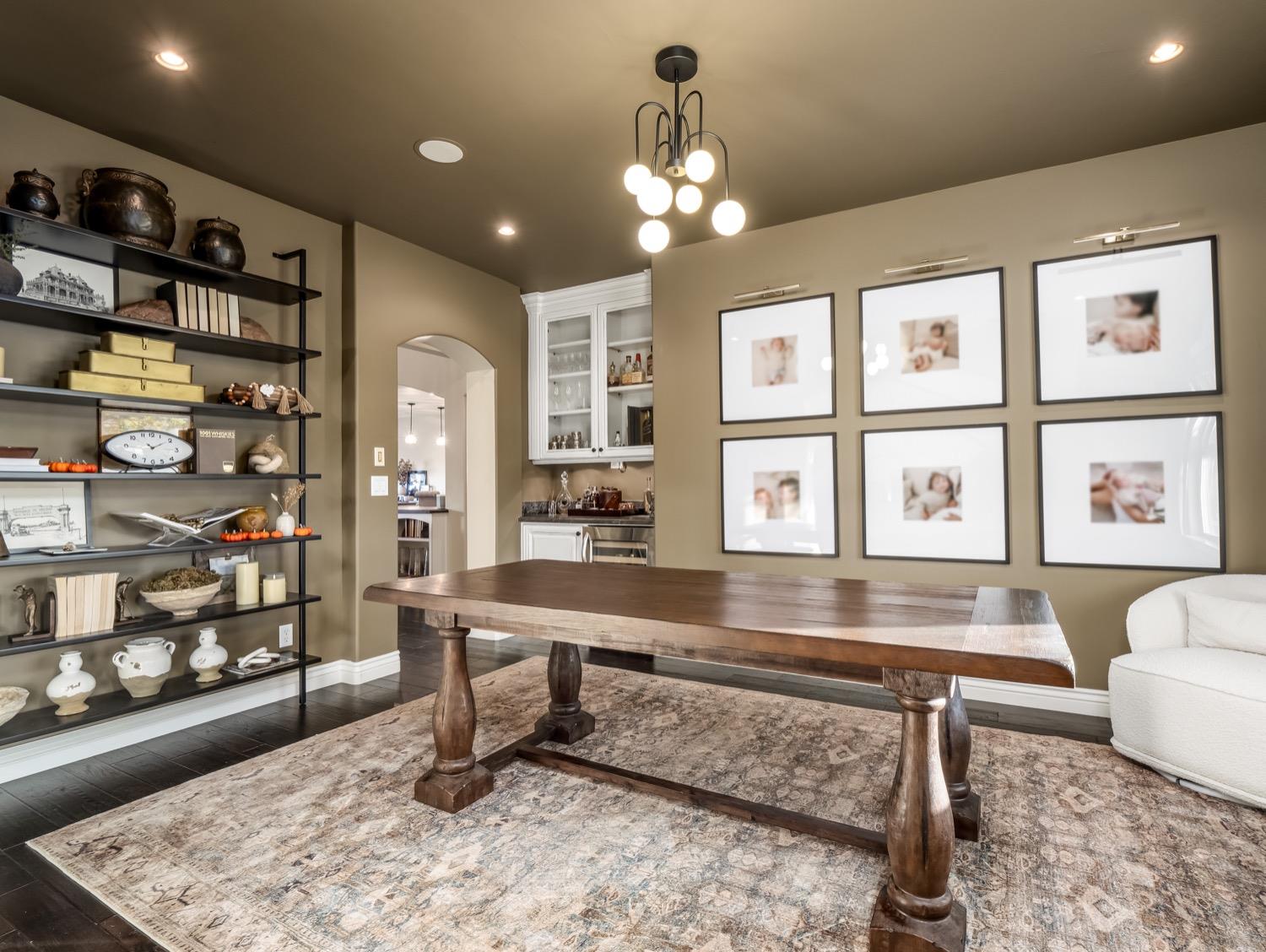 10764 N Baird Avenue