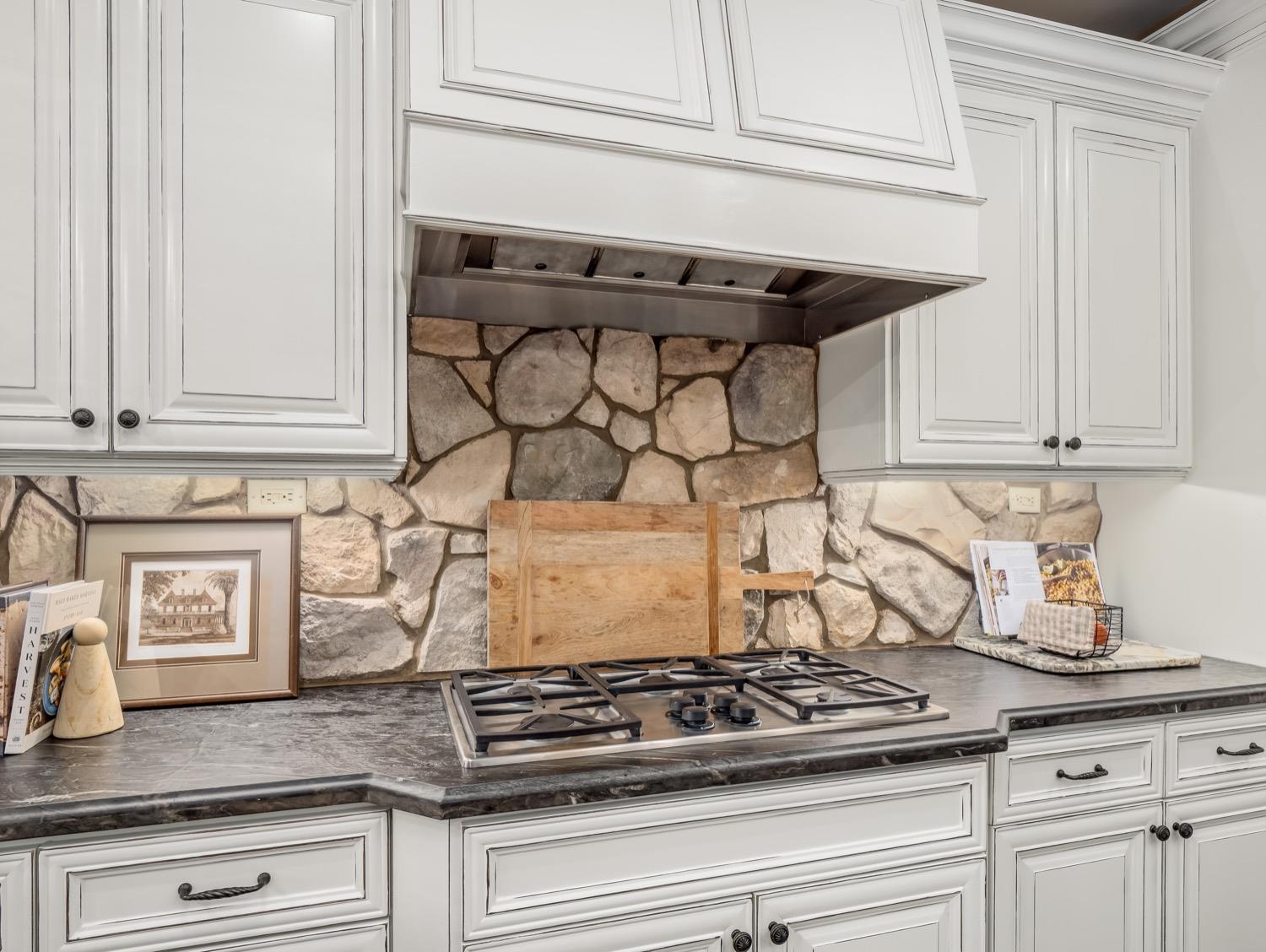 10764 N Baird Avenue