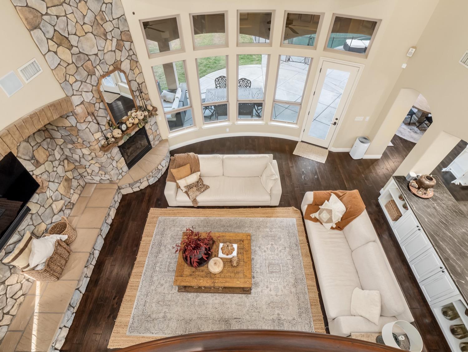 10764 N Baird Avenue