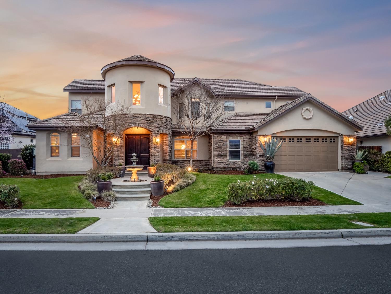 10764 N Baird Avenue