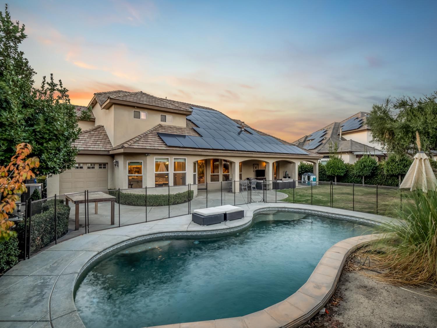 10764 N Baird Avenue