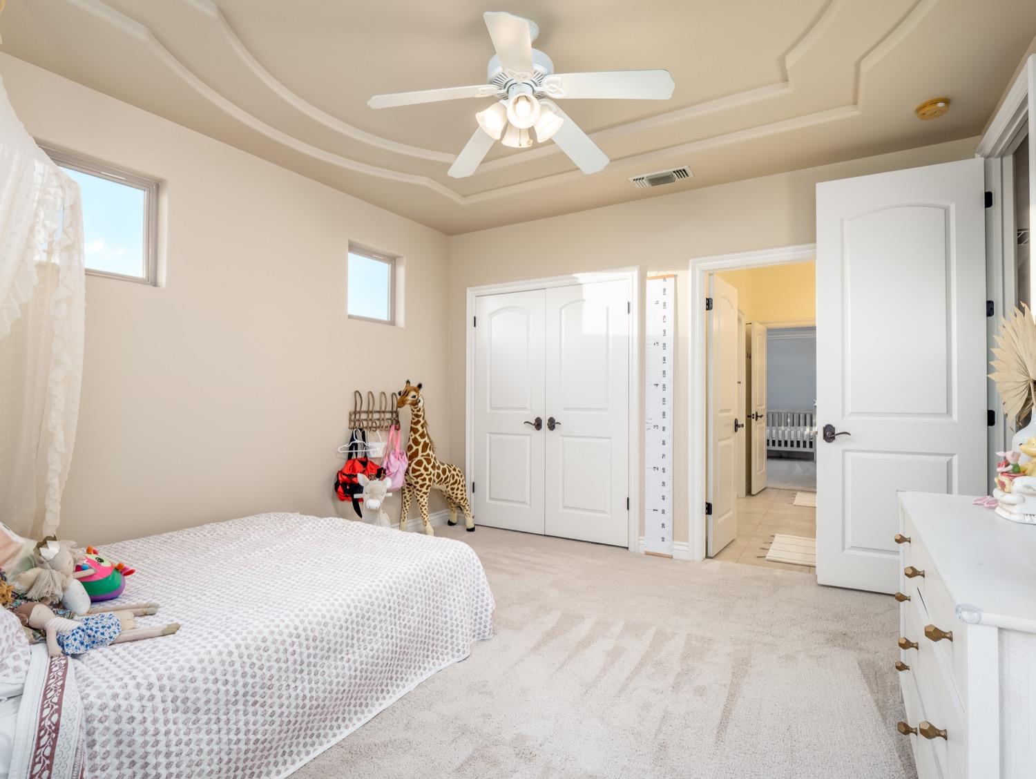 10764 N Baird Avenue