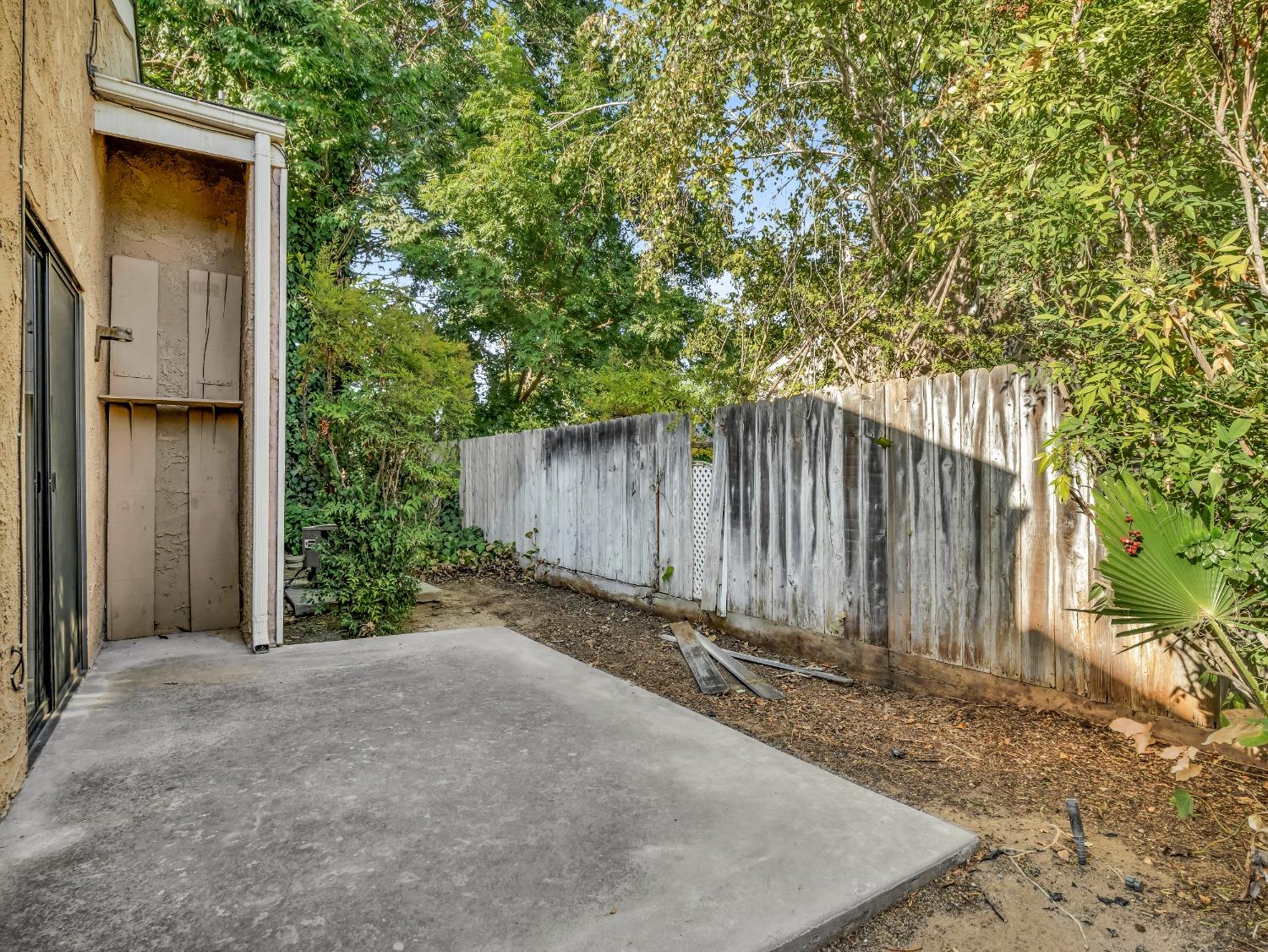 6141 N West Avenue # 126
