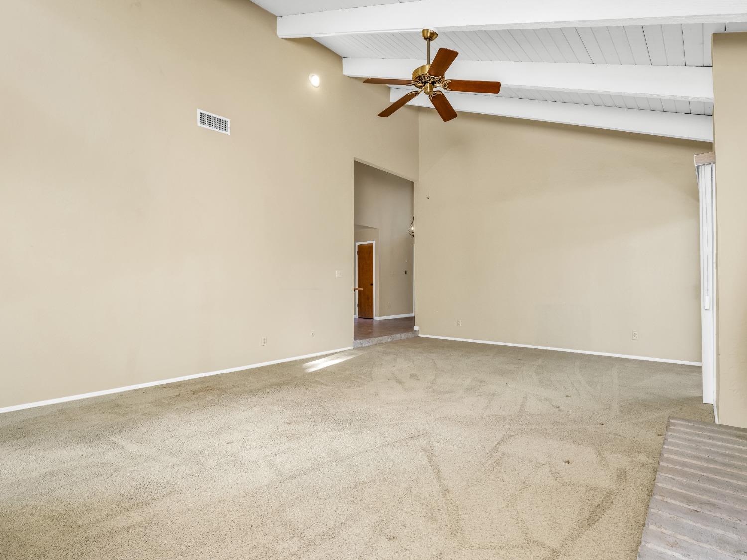 6141 N West Avenue # 126
