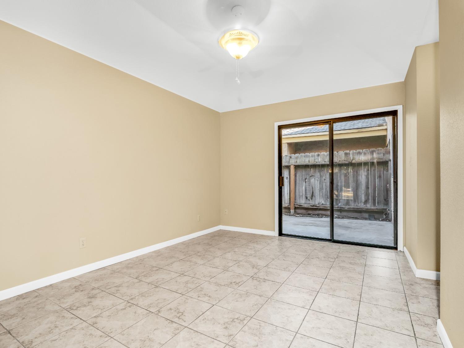 6141 N West Avenue # 126